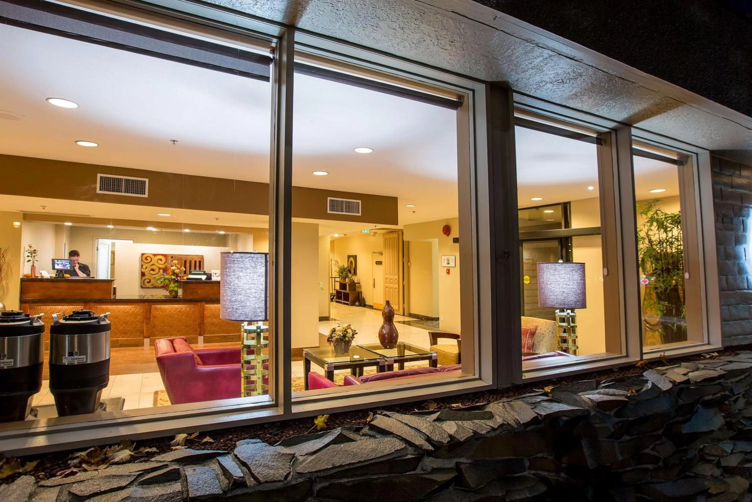 Property building in Red Lion Inn & Suites Olympia, Governor Hotel