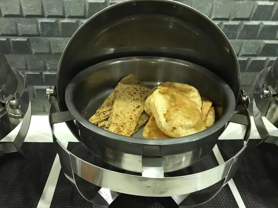 Buffet breakfast in Pals Inn