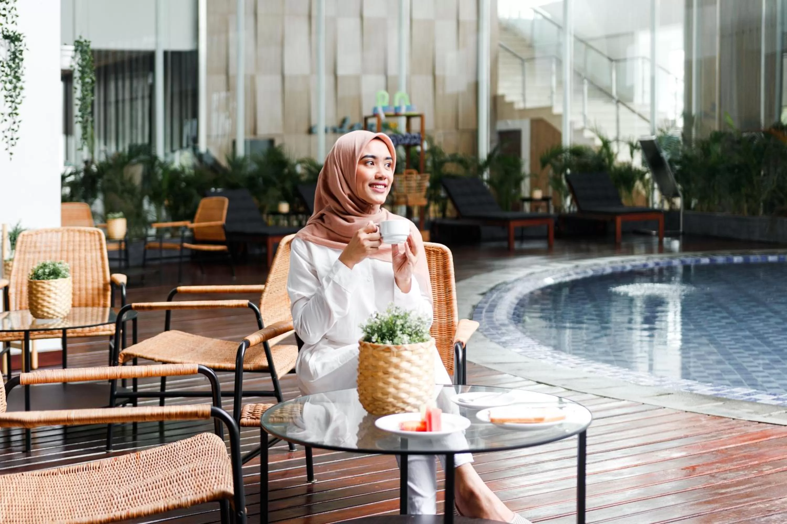 Swimming pool in Antero Hotel Jababeka Cikarang