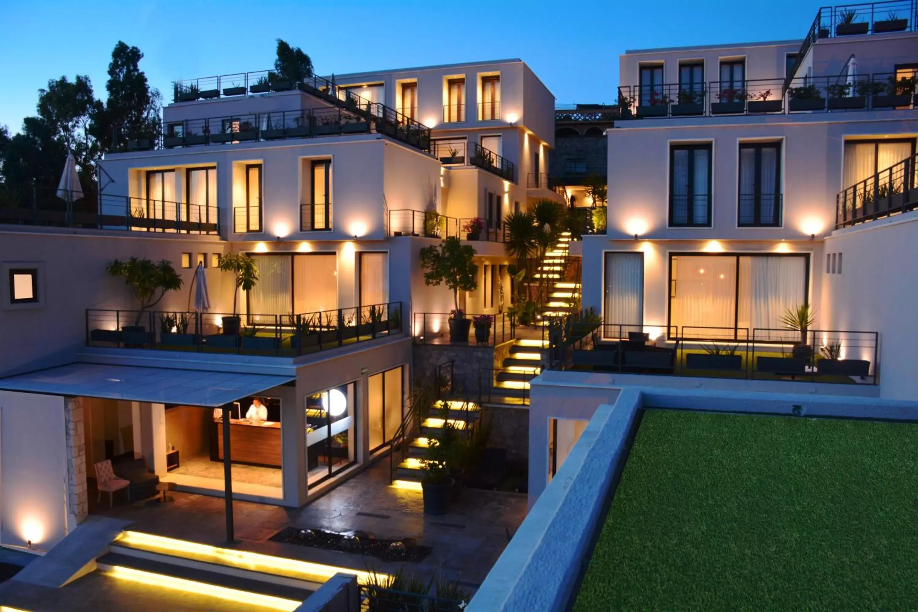 Property Building in Ilo Rojo San Miguel de Allende Curamoria Collection Property Building in Ilo Rojo San Miguel de Allende Curamoria Collection