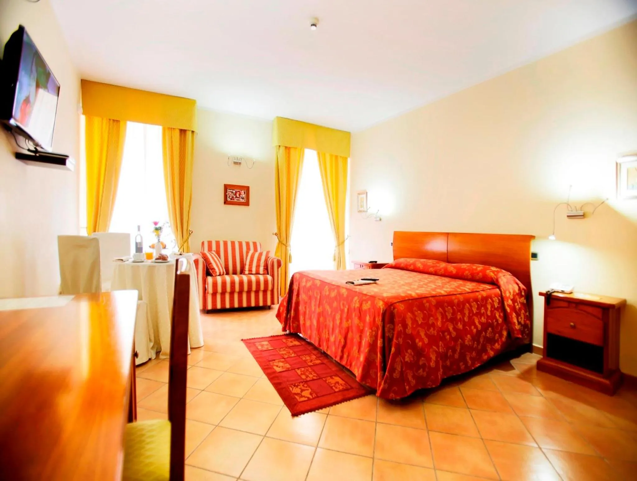 Photo of the whole room, Bed in Hotel Ristorante Garibaldi