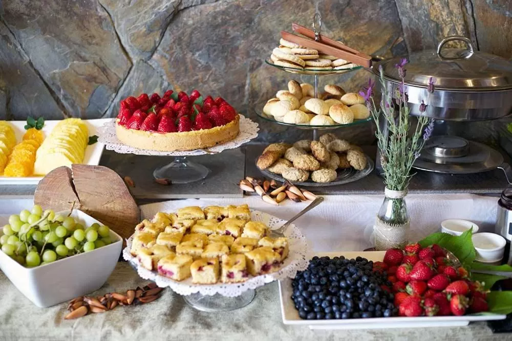 Breakfast in Hotel Terraza Suite