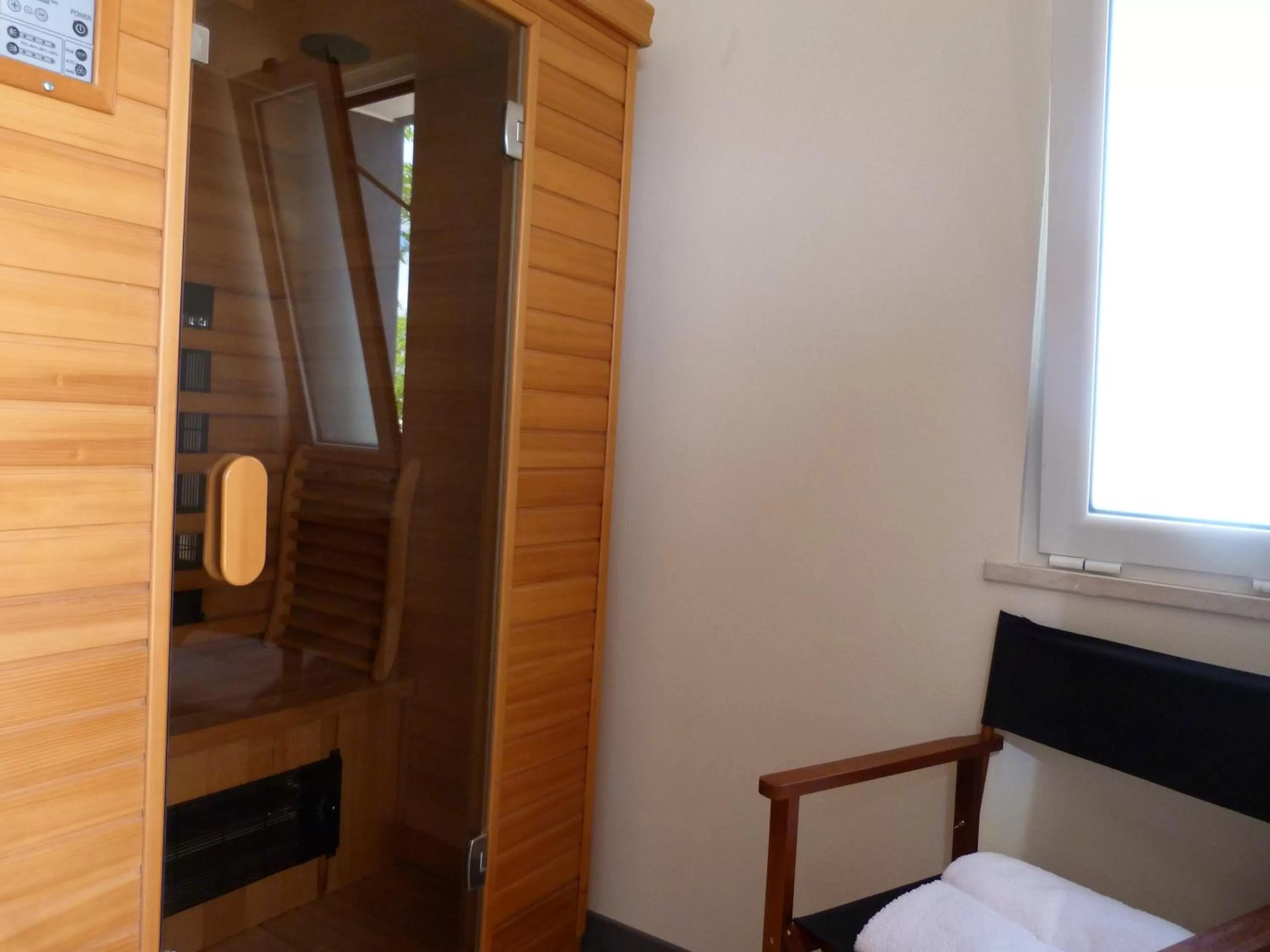 Sauna in Trendy and Luxe B&B and Garden Suite