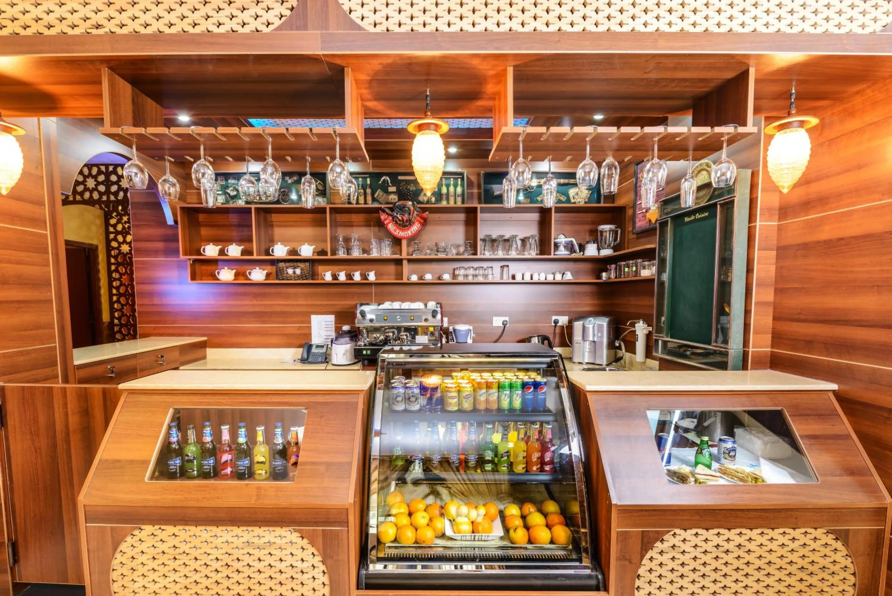 Food and drinks in Bravo Royal Hotel Suites