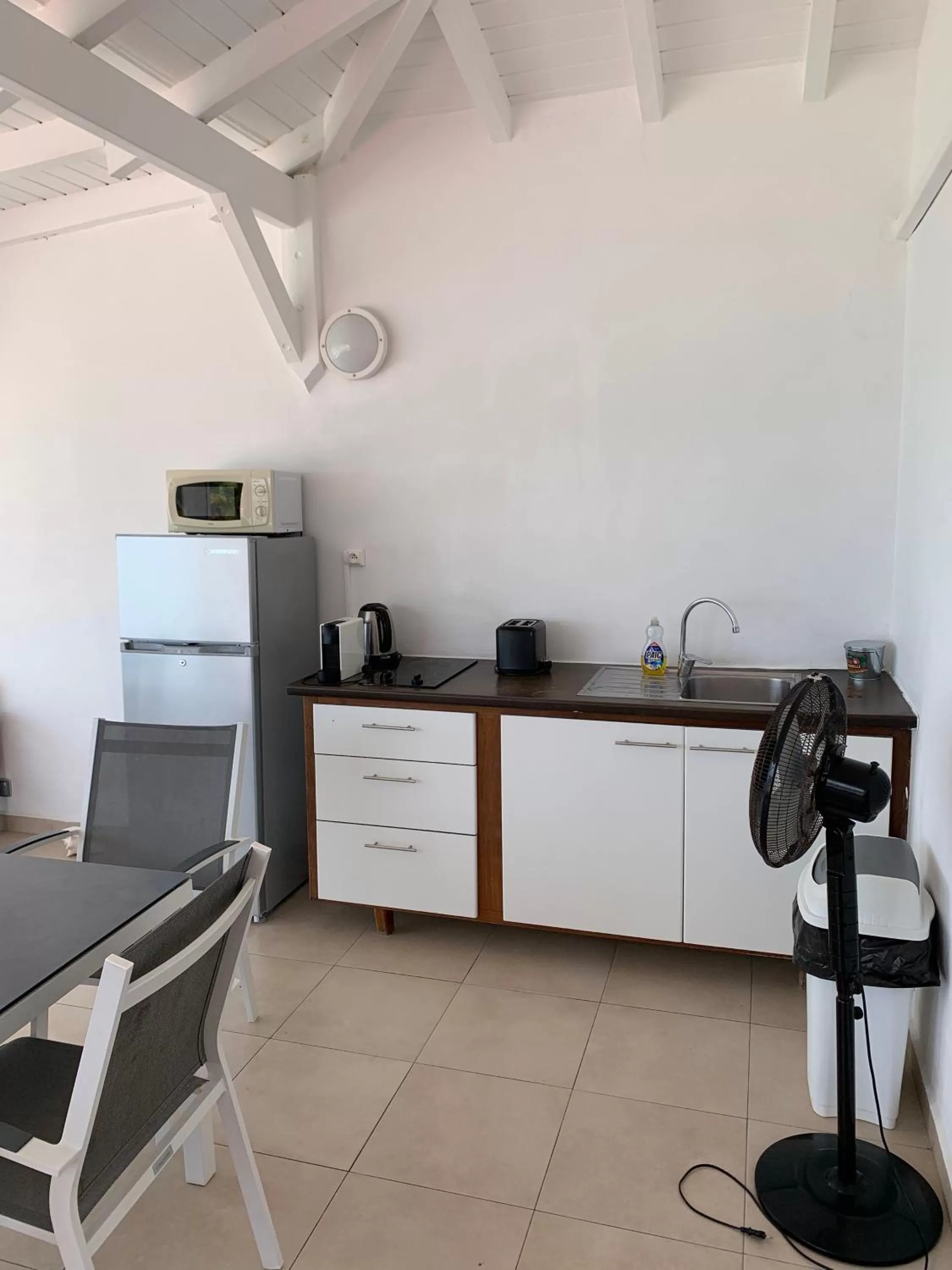 Kitchen or kitchenette in Coco Beach Marie-Galante