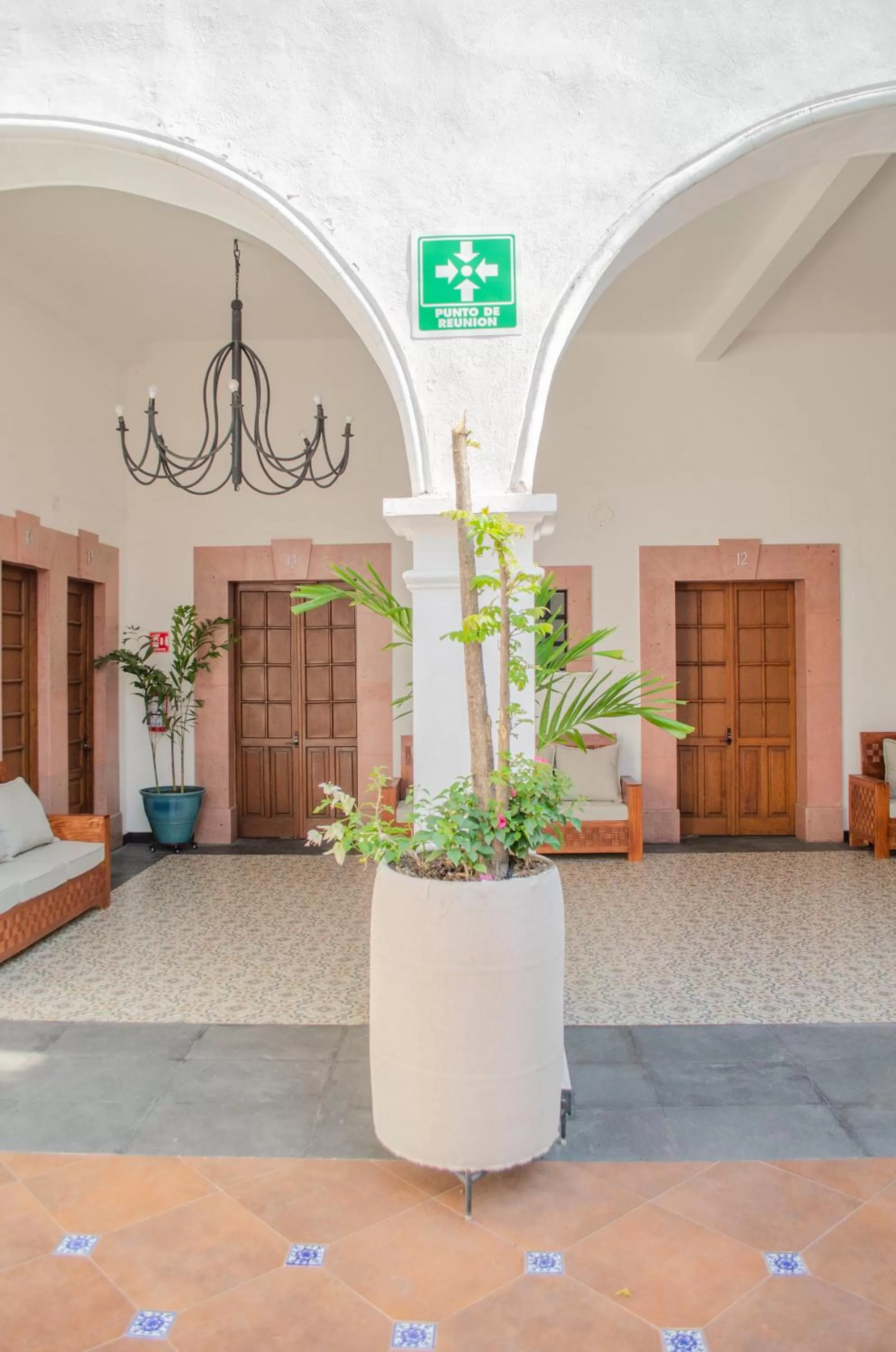 Patio in Hotel Catedral