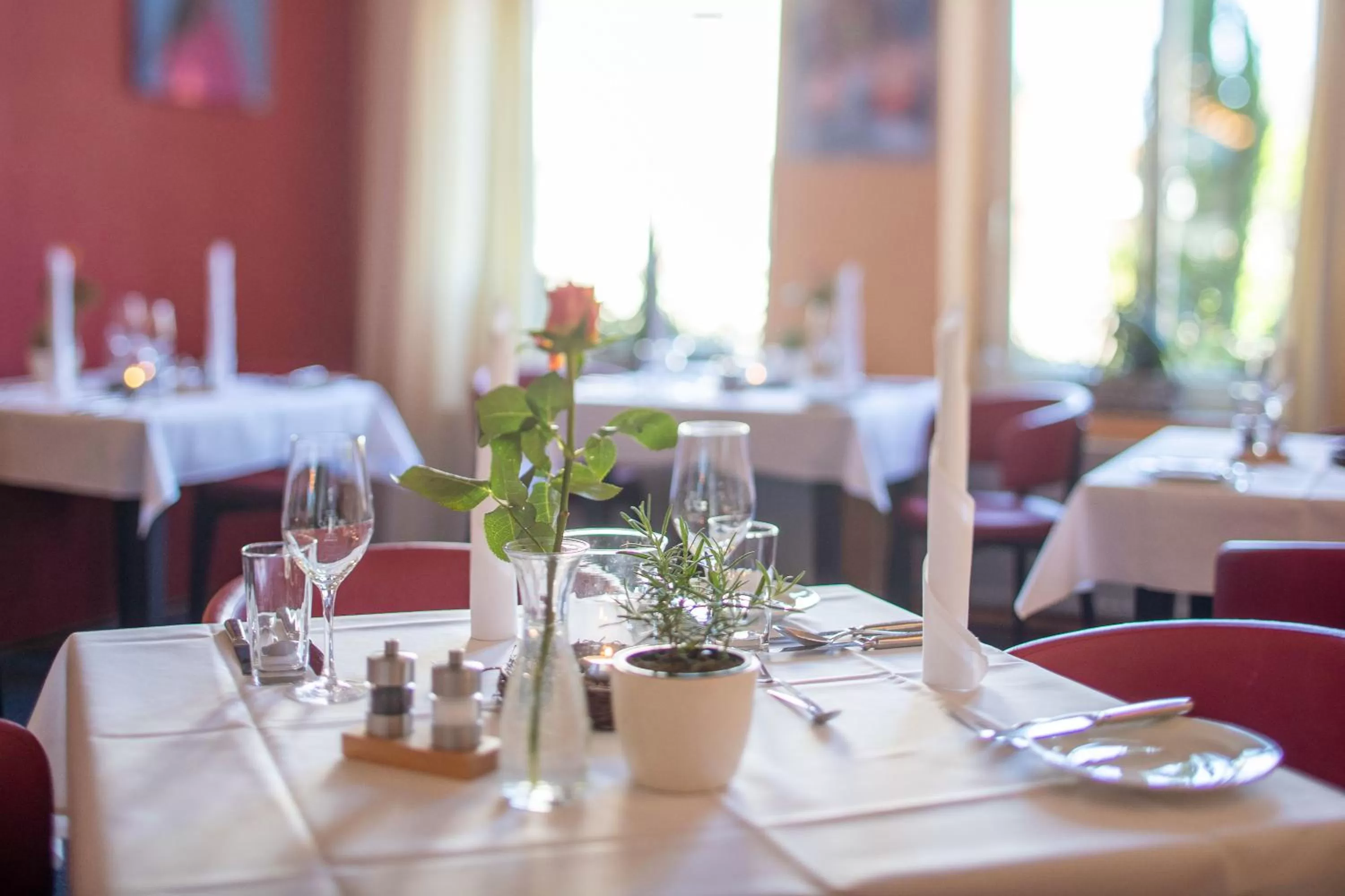 Restaurant/places to eat in Hotel Im Schützenhof, Jever