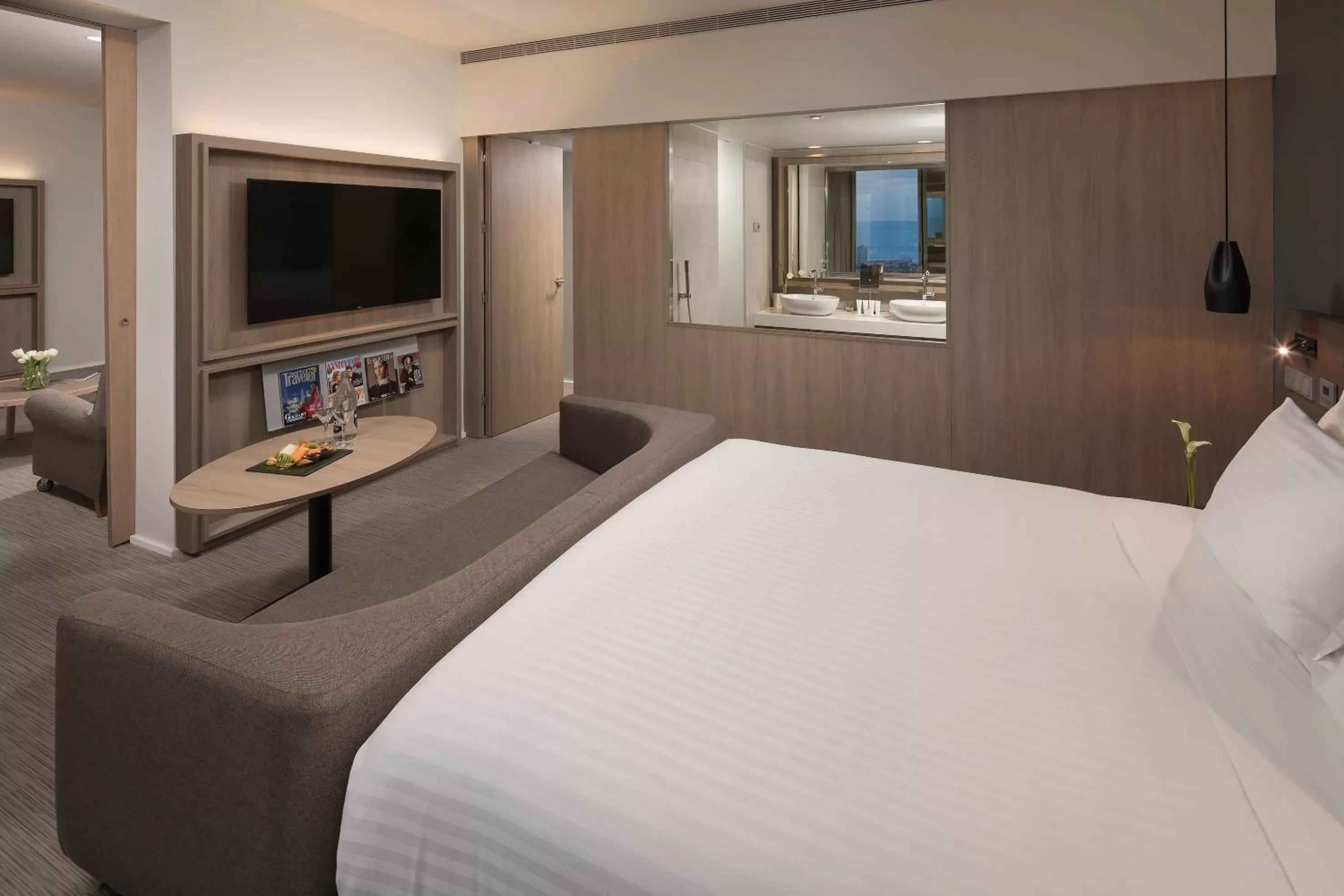 Bed in Melia Barcelona Sky 4* Sup