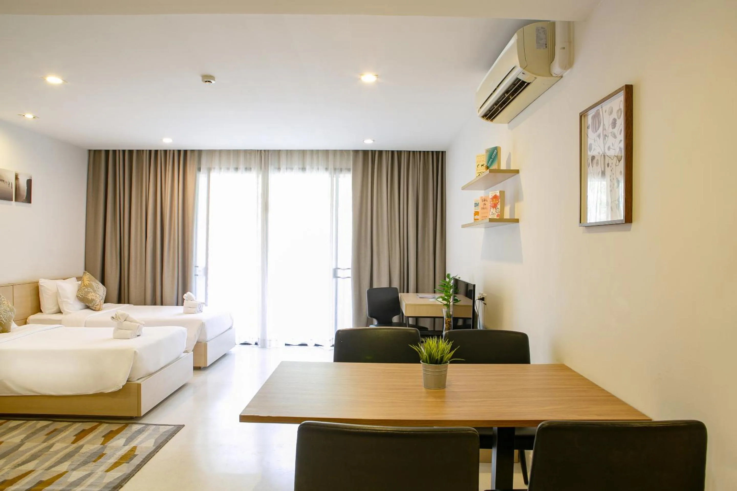 Bedroom, Bed in The Silver Palm Wellness Resort