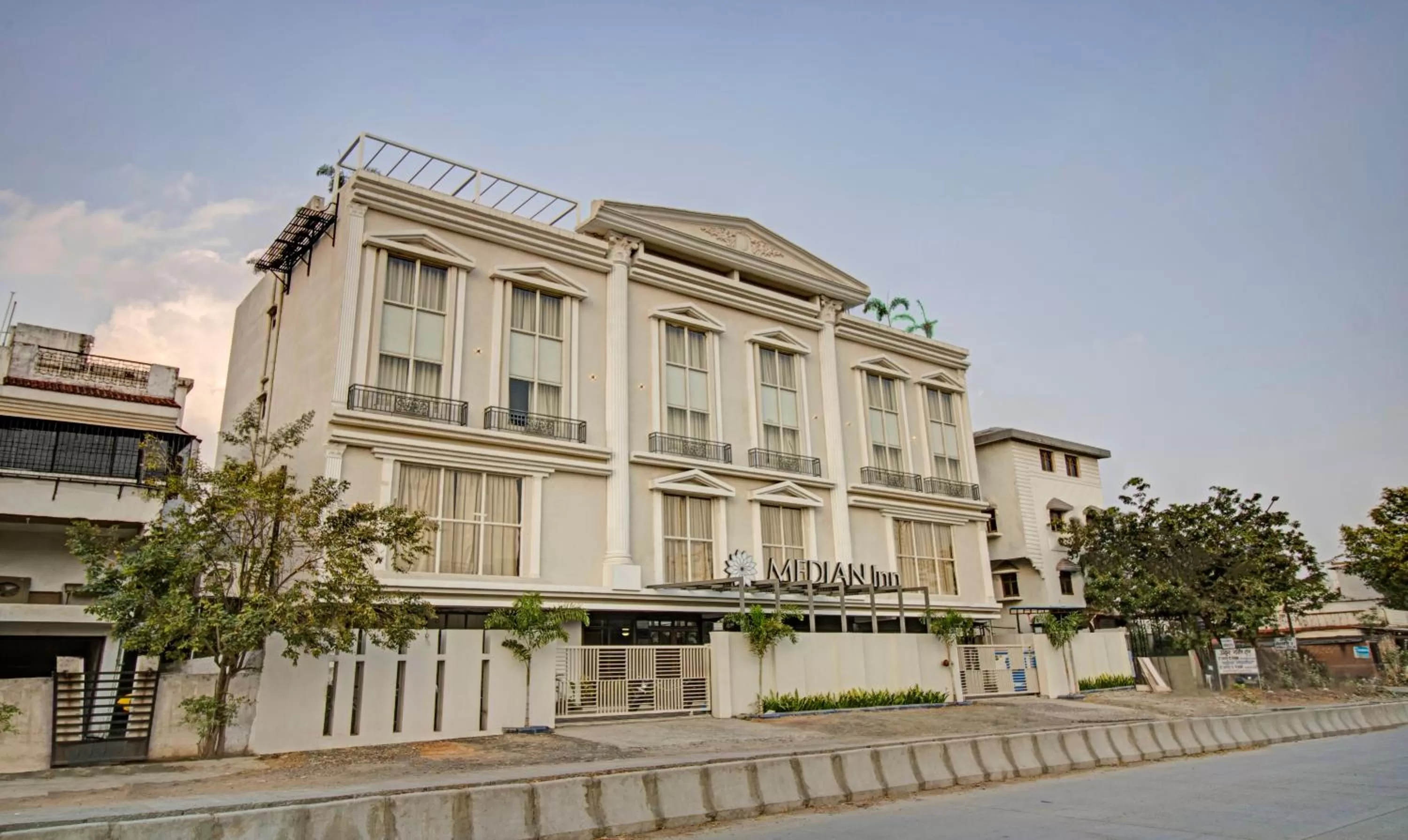 Facade/entrance in Treebo Premium Median Inn