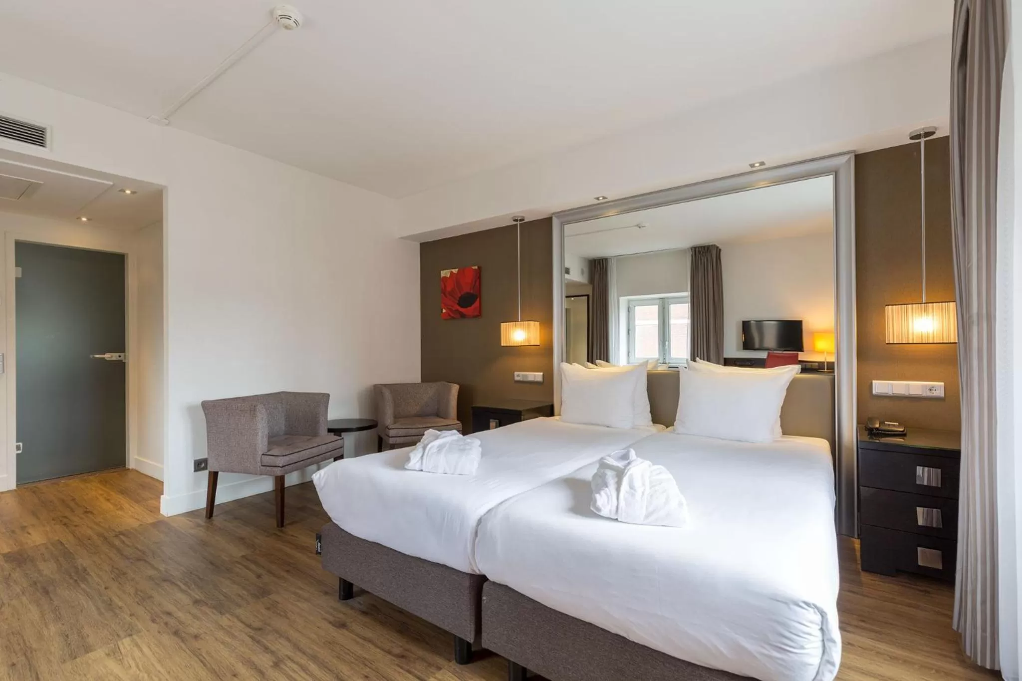 Bedroom, Bed in Grand Hotel Amrâth Kurhaus The Hague Scheveningen