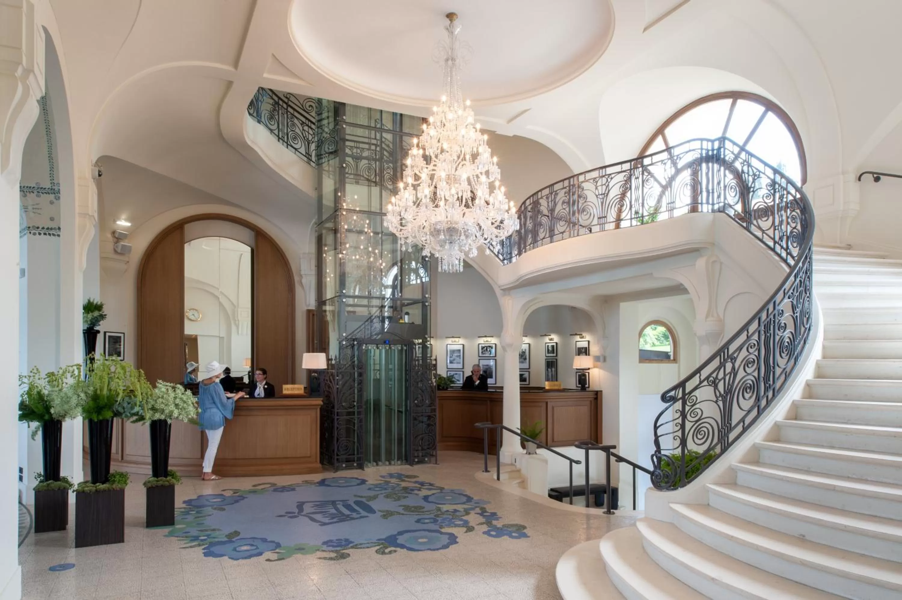 Lobby or reception in Hôtel Royal