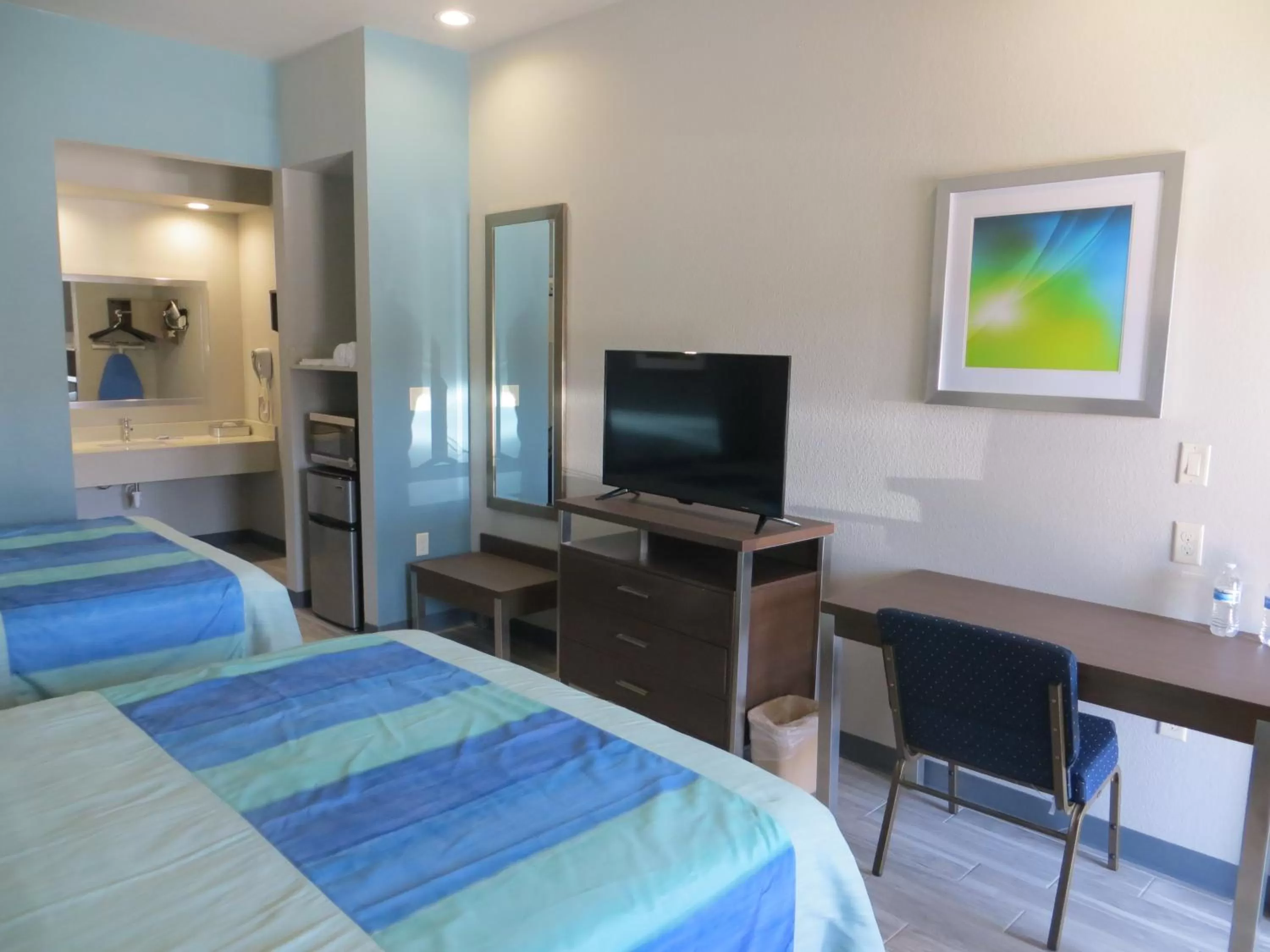 Bed in Hotel Blue - Woodlands