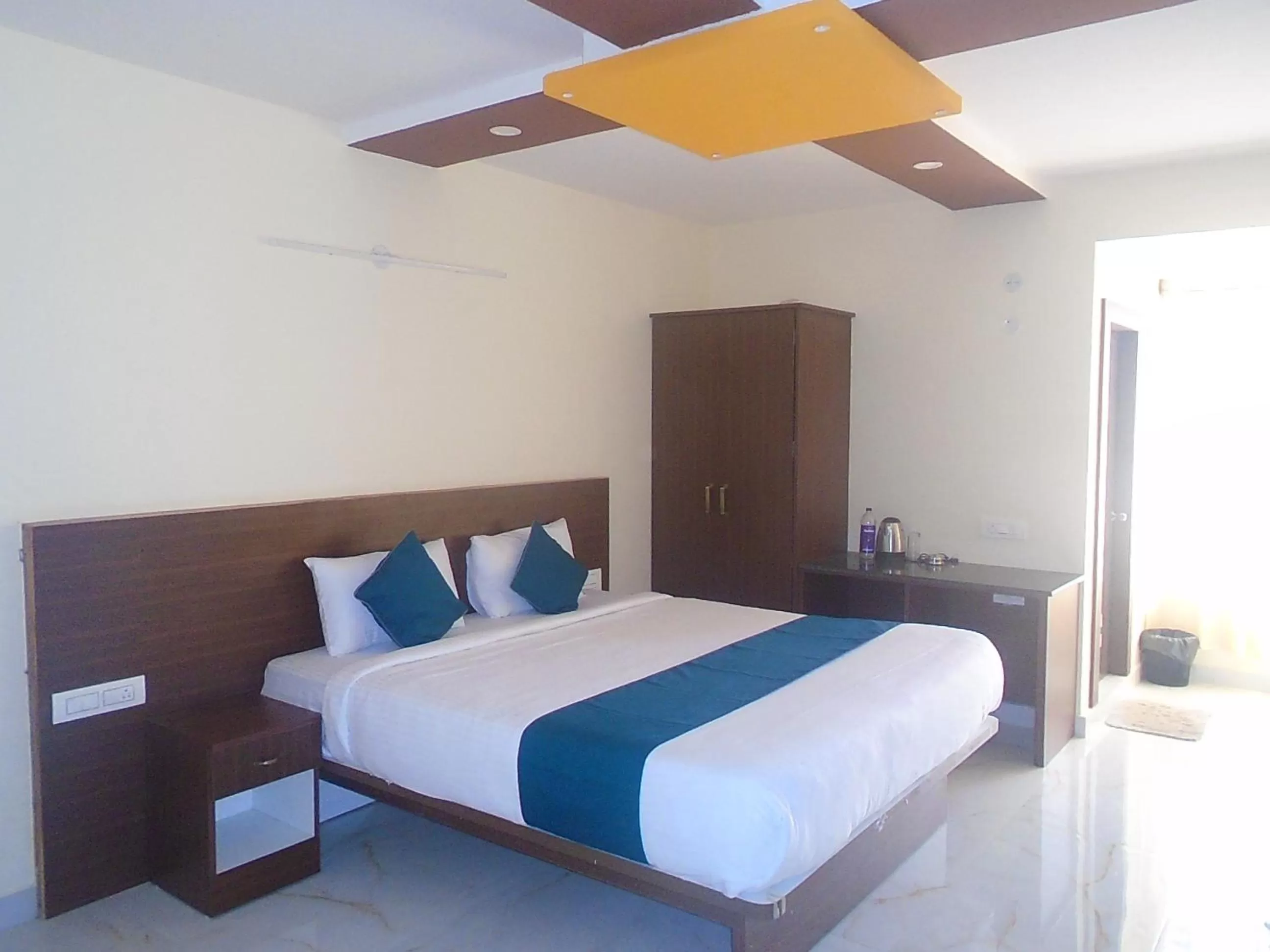 Bed in SV Dreamstay near Kempegowda International Airport