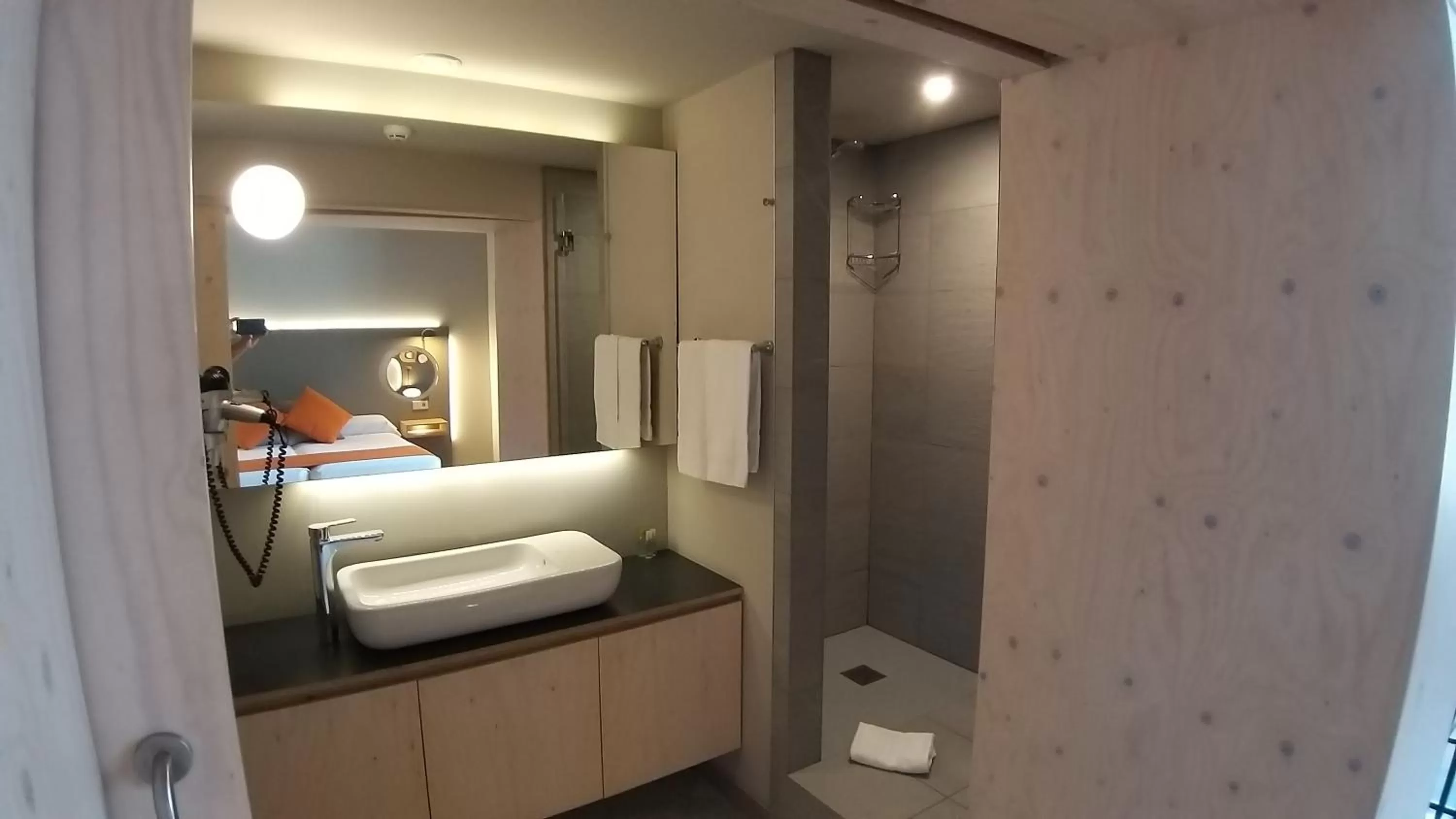 Bathroom, Bed in Casa Abamita