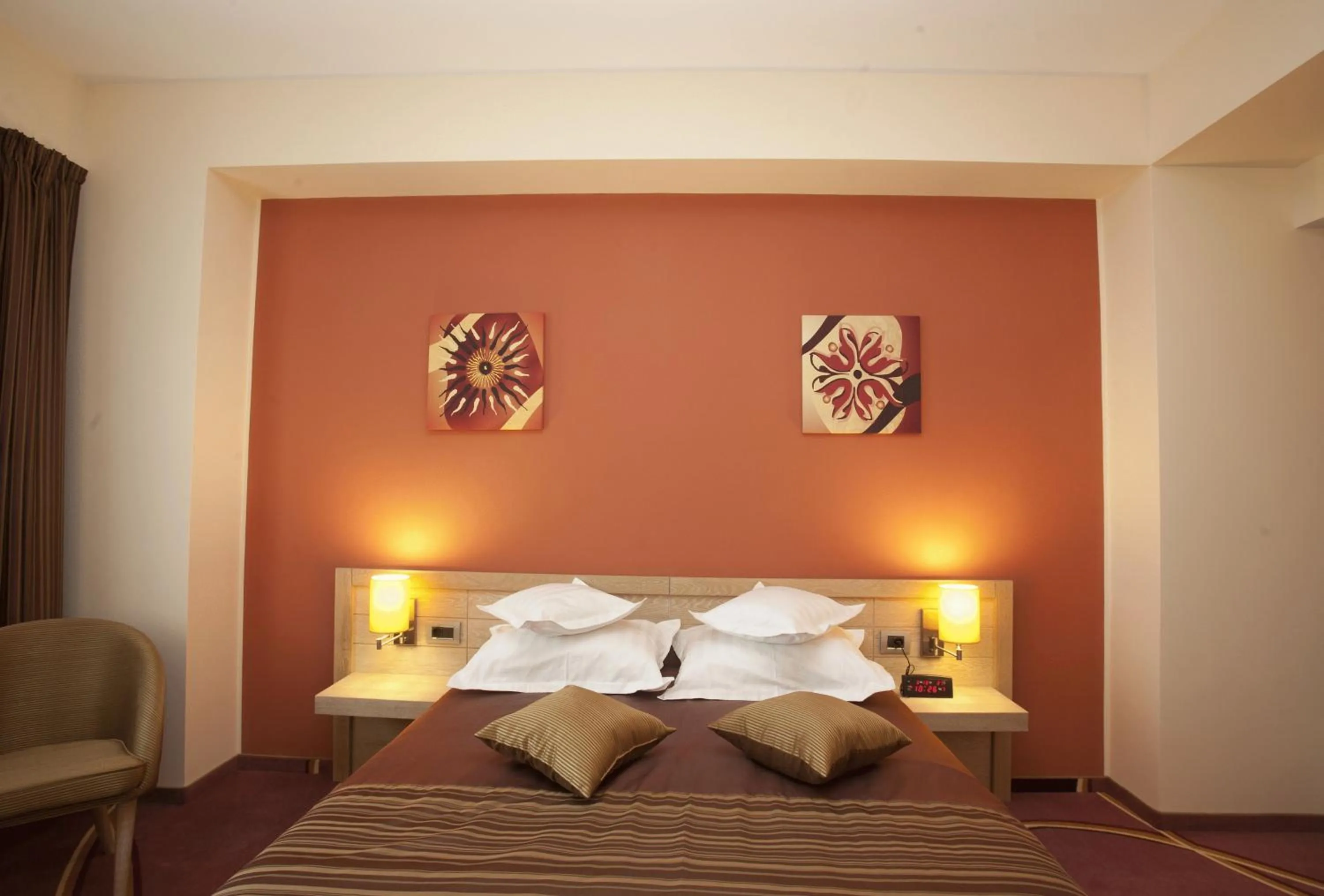 Bed in Mari Vila Hotel