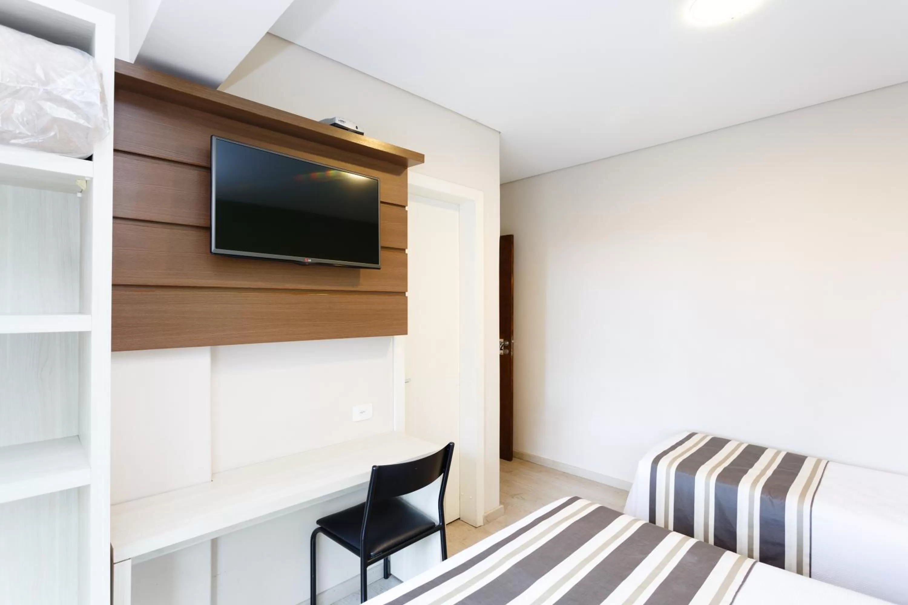 Bed in Hotel Sol By MRHotelaria