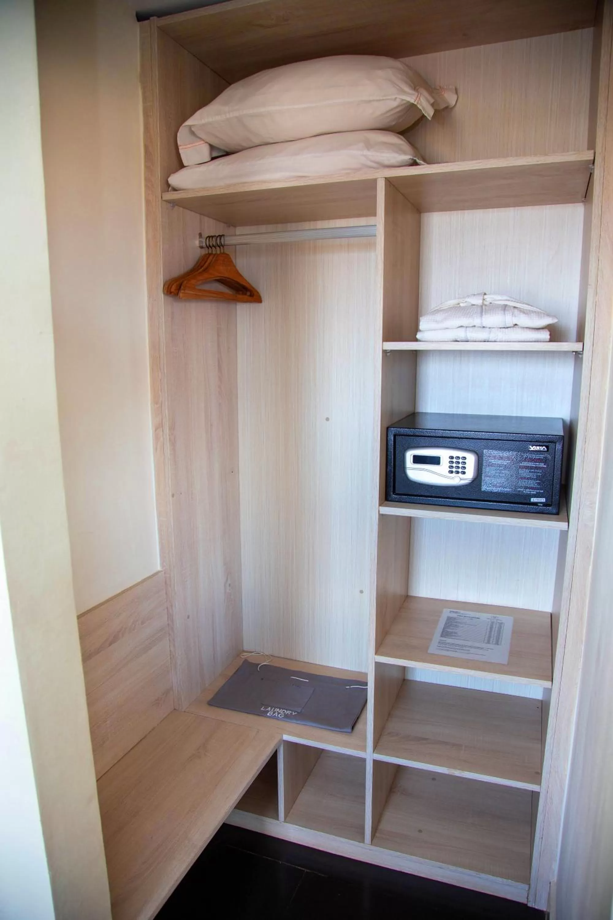 safe in Hotel La Villette