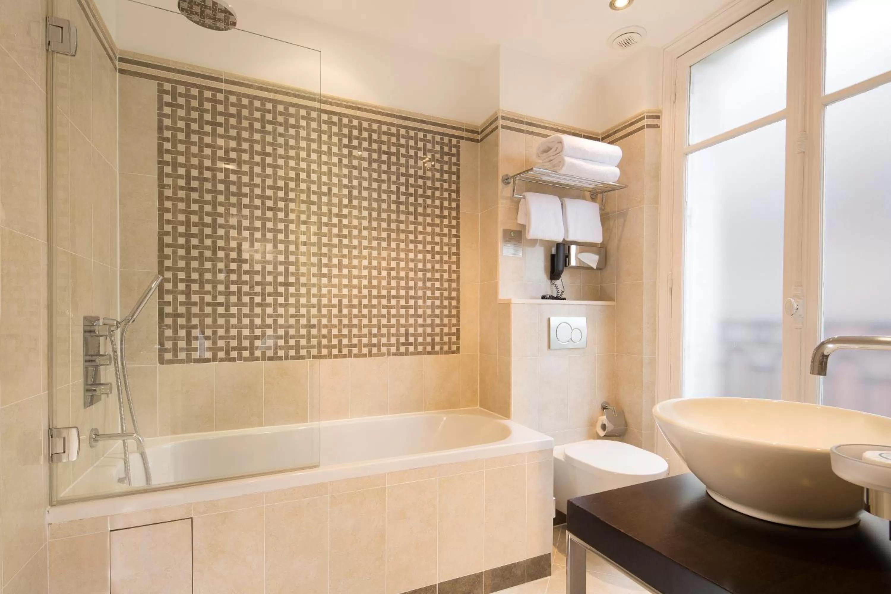 Bathroom in Hotel Ares Eiffel