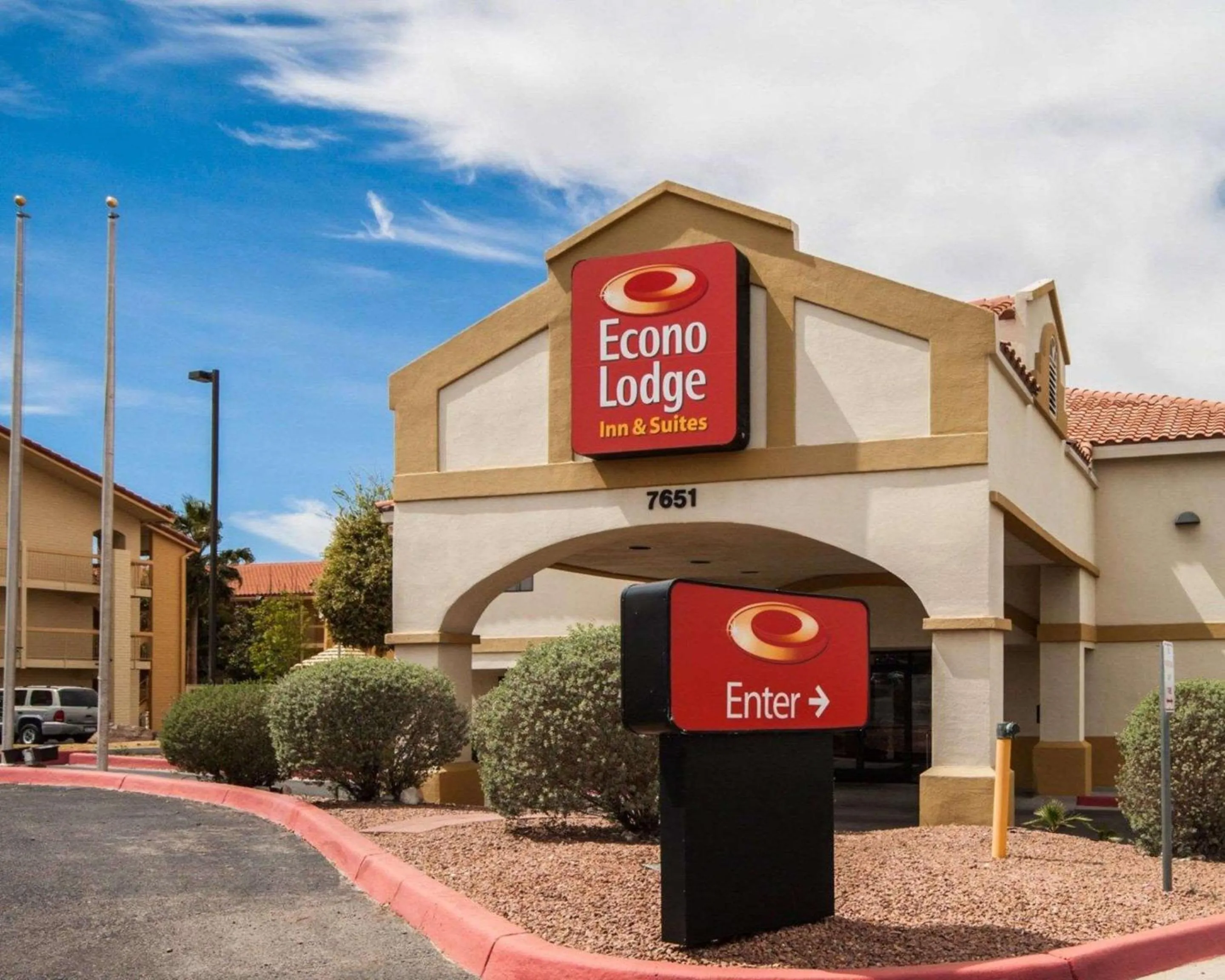 Property building in Econo Lodge Inn & Suites El Paso West
