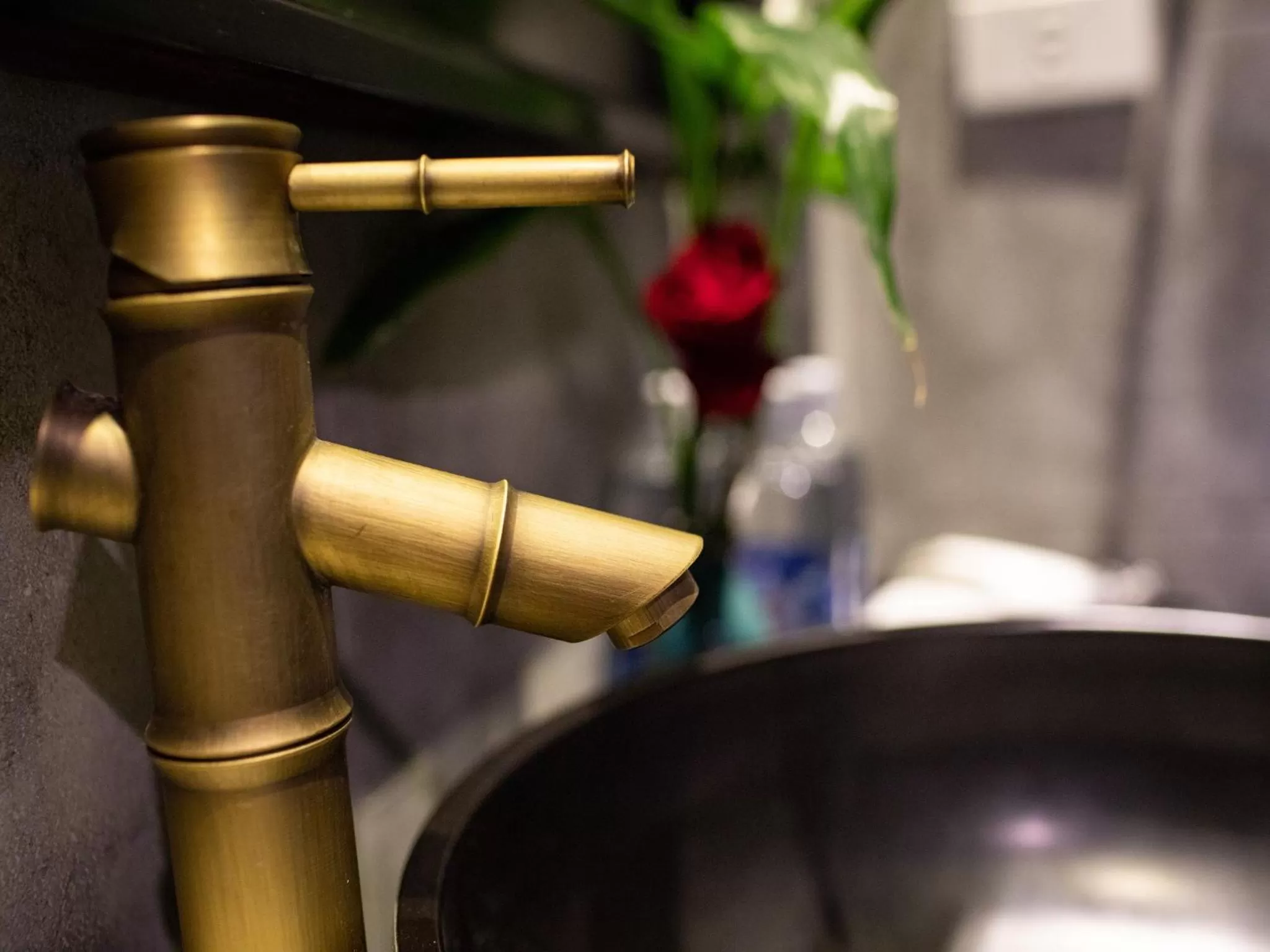 Bathroom in The Blue Alcove Hotel