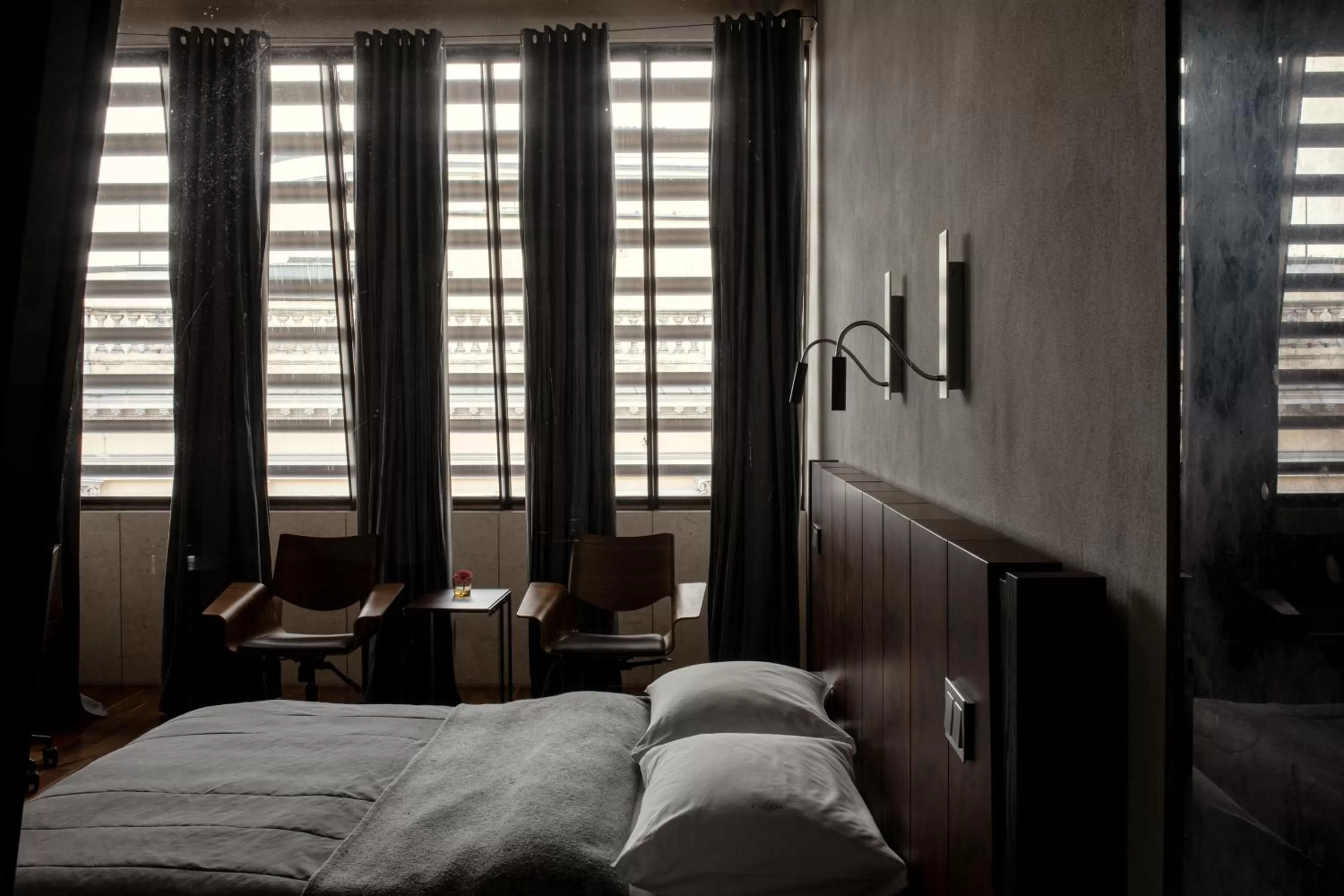 Bed in Hotel Monopol