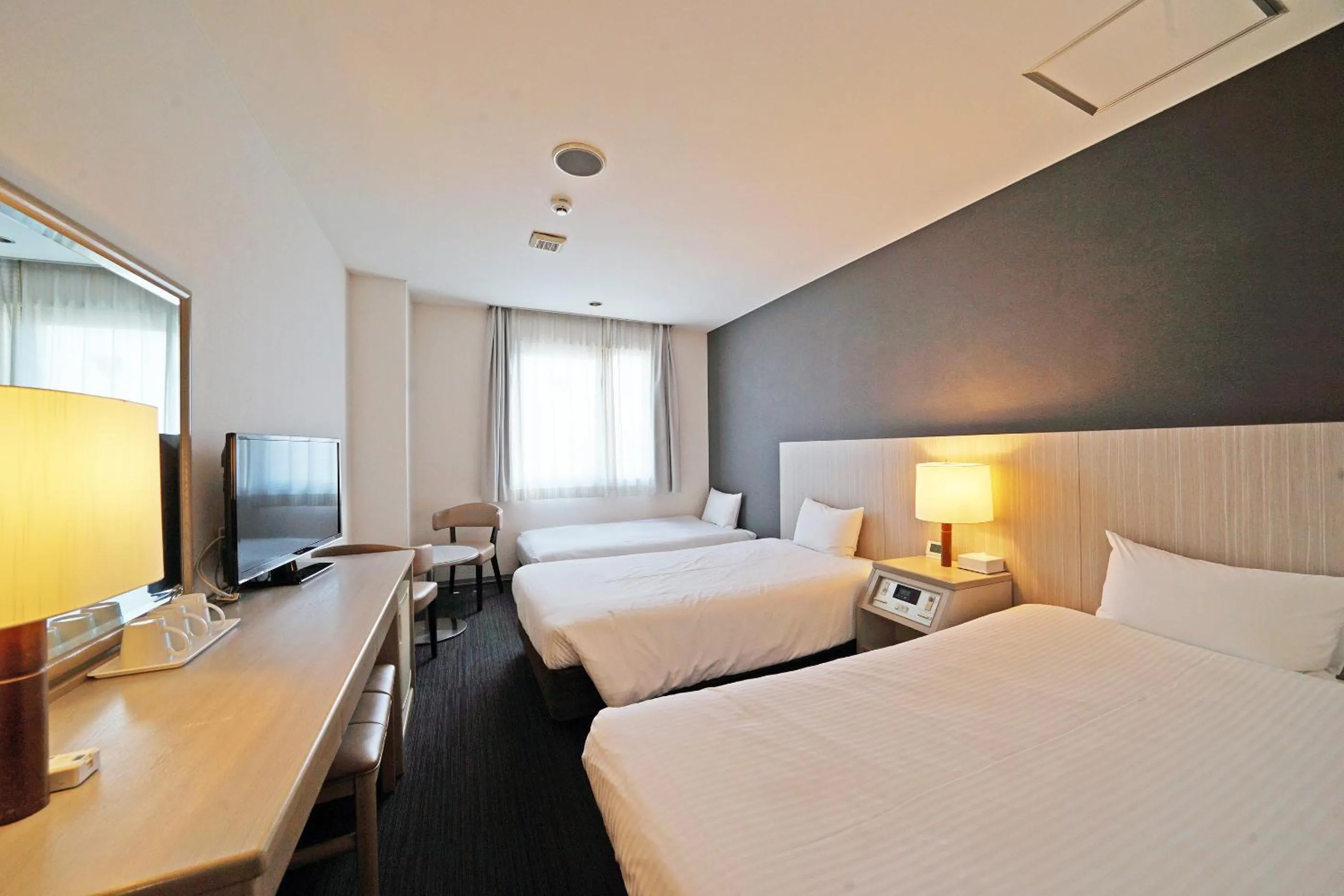 Photo of the whole room, Bed in Chisun Hotel Kamata