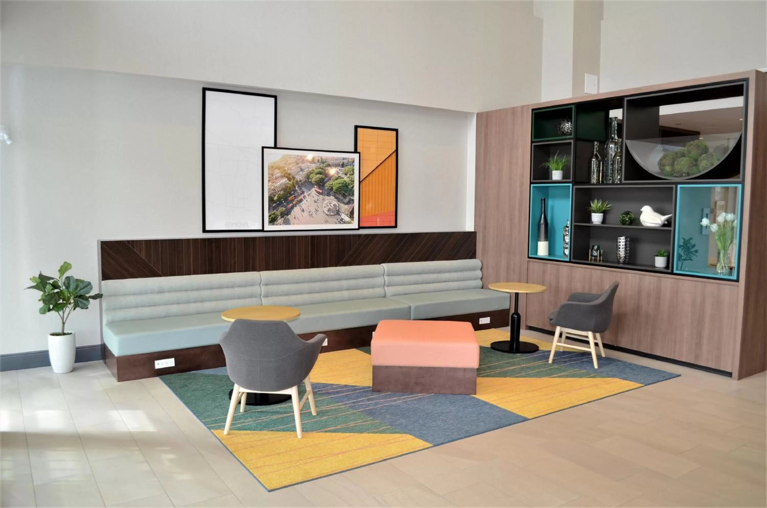 Property building in Holiday Inn Edmonton South - Evario Events by IHG