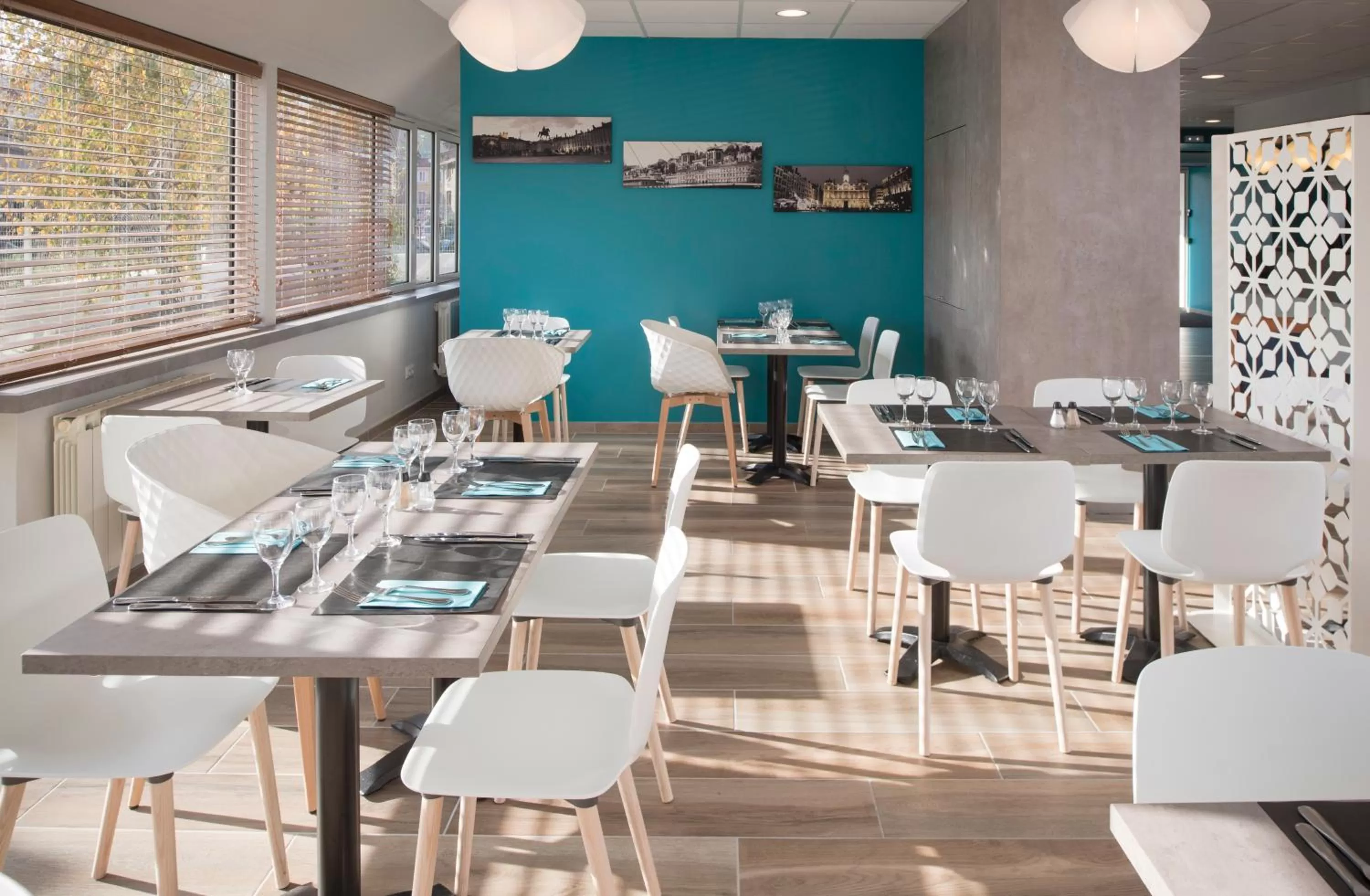 Restaurant/places to eat in Kyriad Hotel Lyon Givors
