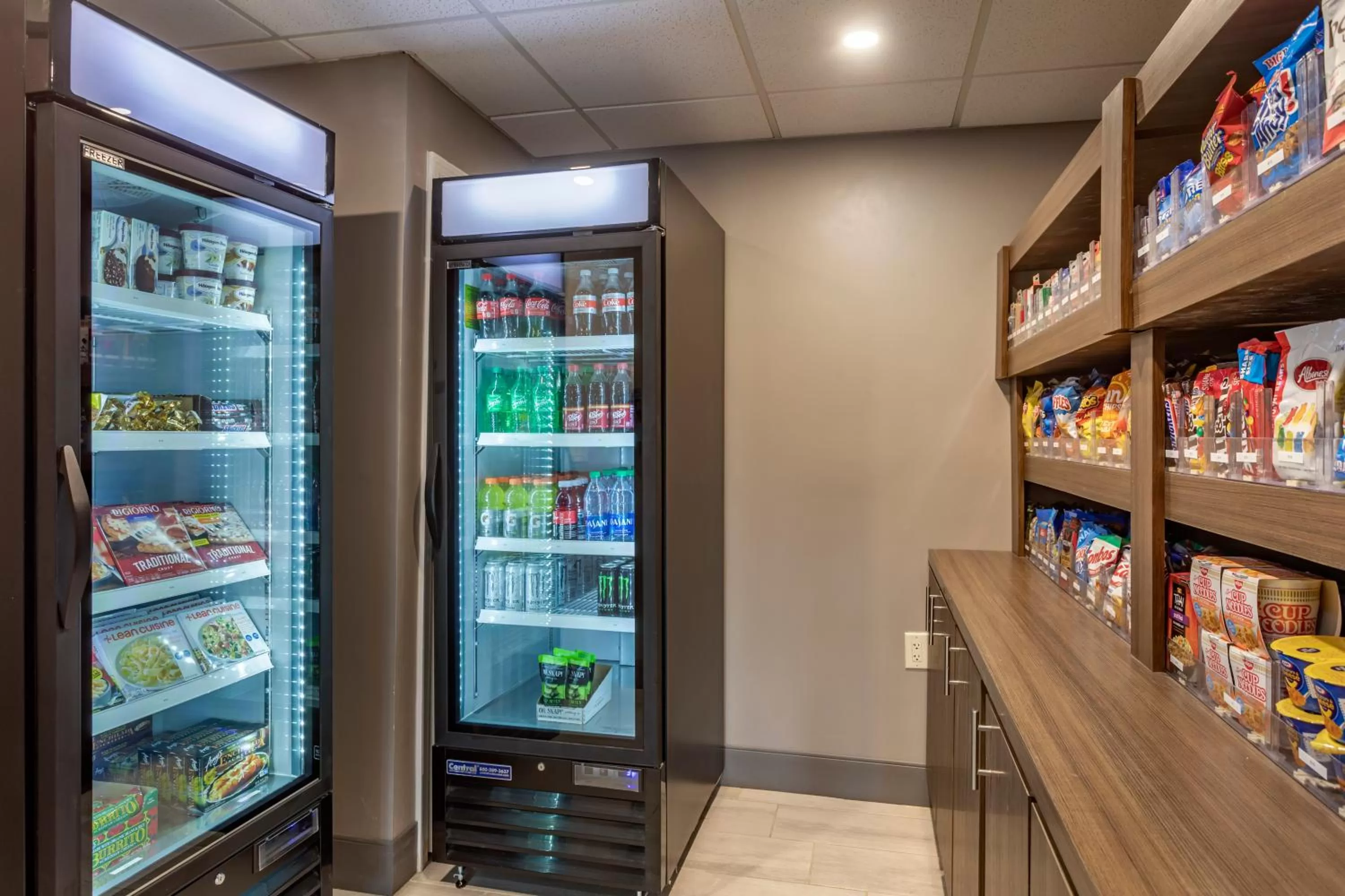 On-site shops in Sleep Inn & Suites Lebanon - Nashville Area