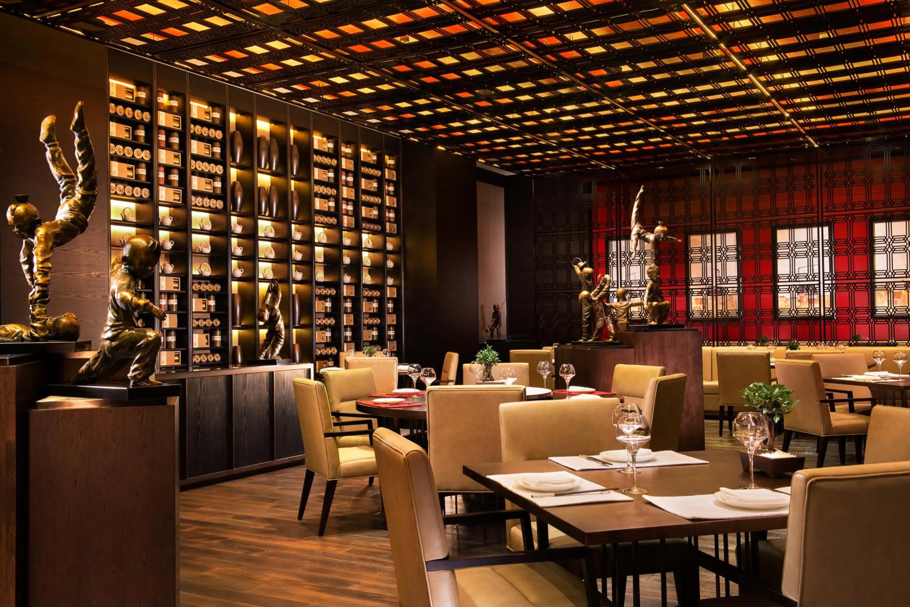 Restaurant/places to eat in Banyantree Shanghai On the Bund - Tales rooftop bar boasts a jaw-dropping panoramic vista