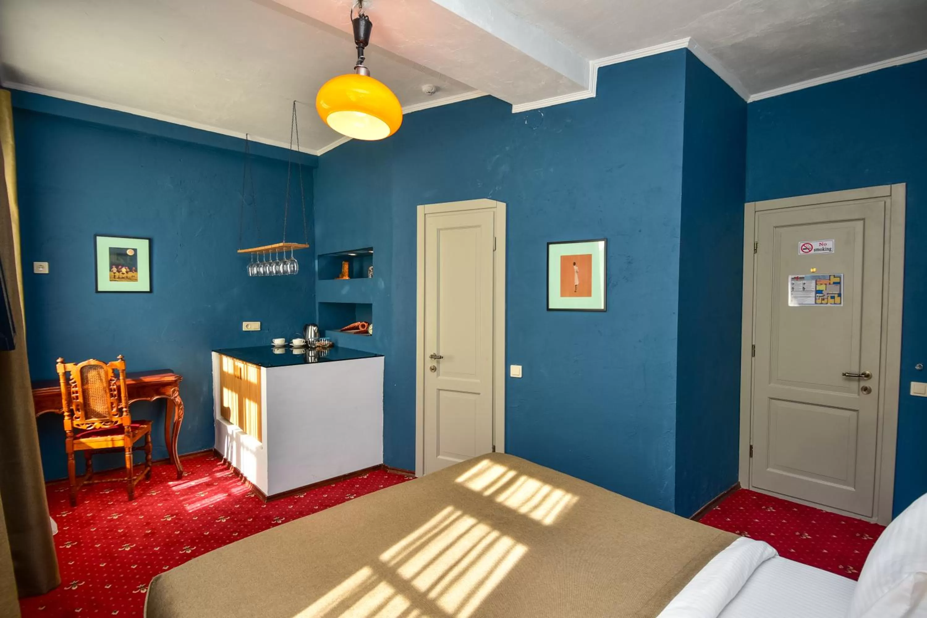 Photo of the whole room, Bed in Kindli Boutique Hotel