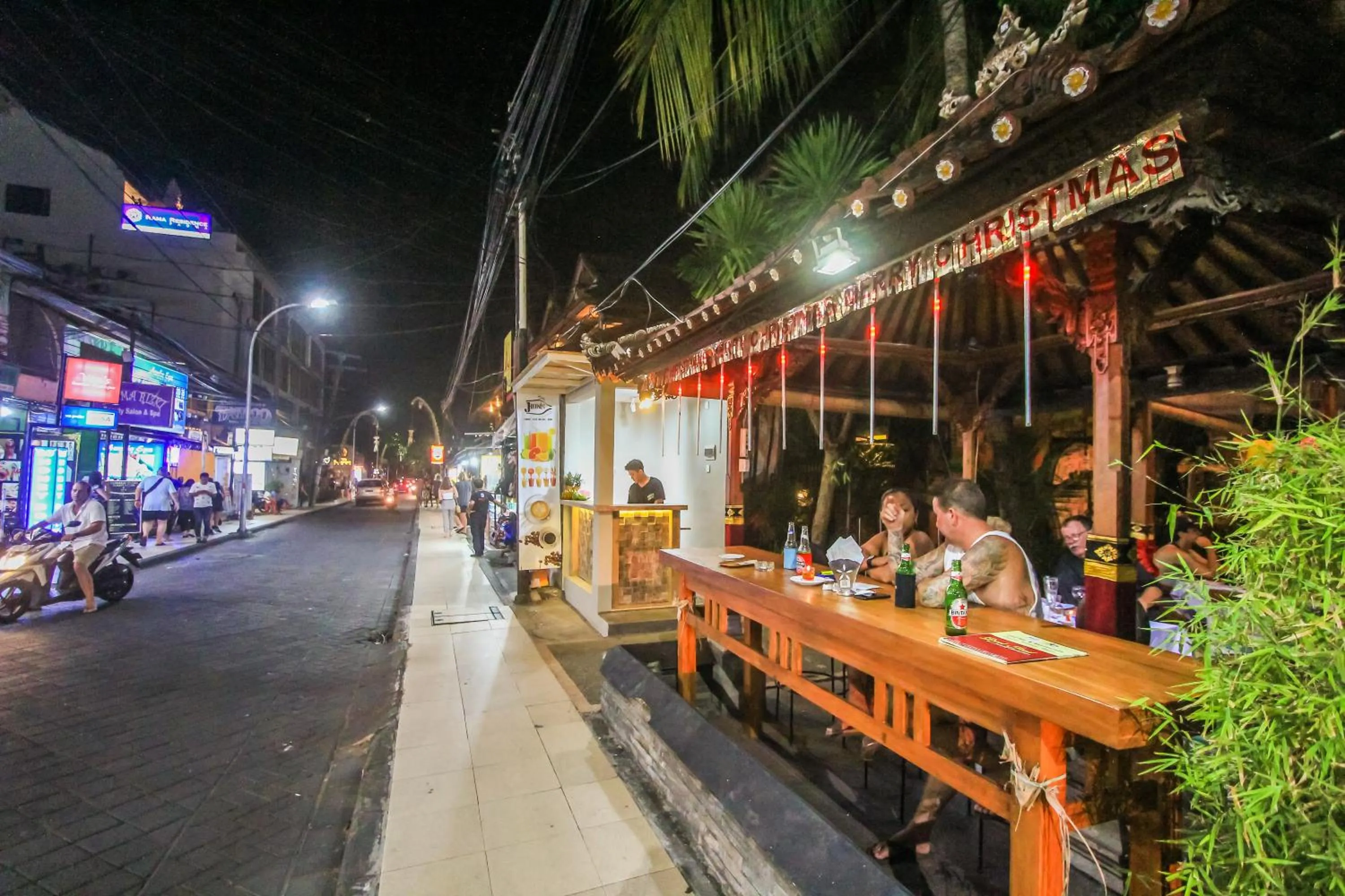 Restaurant/places to eat in Legian Village Hotel - CHSE Certified