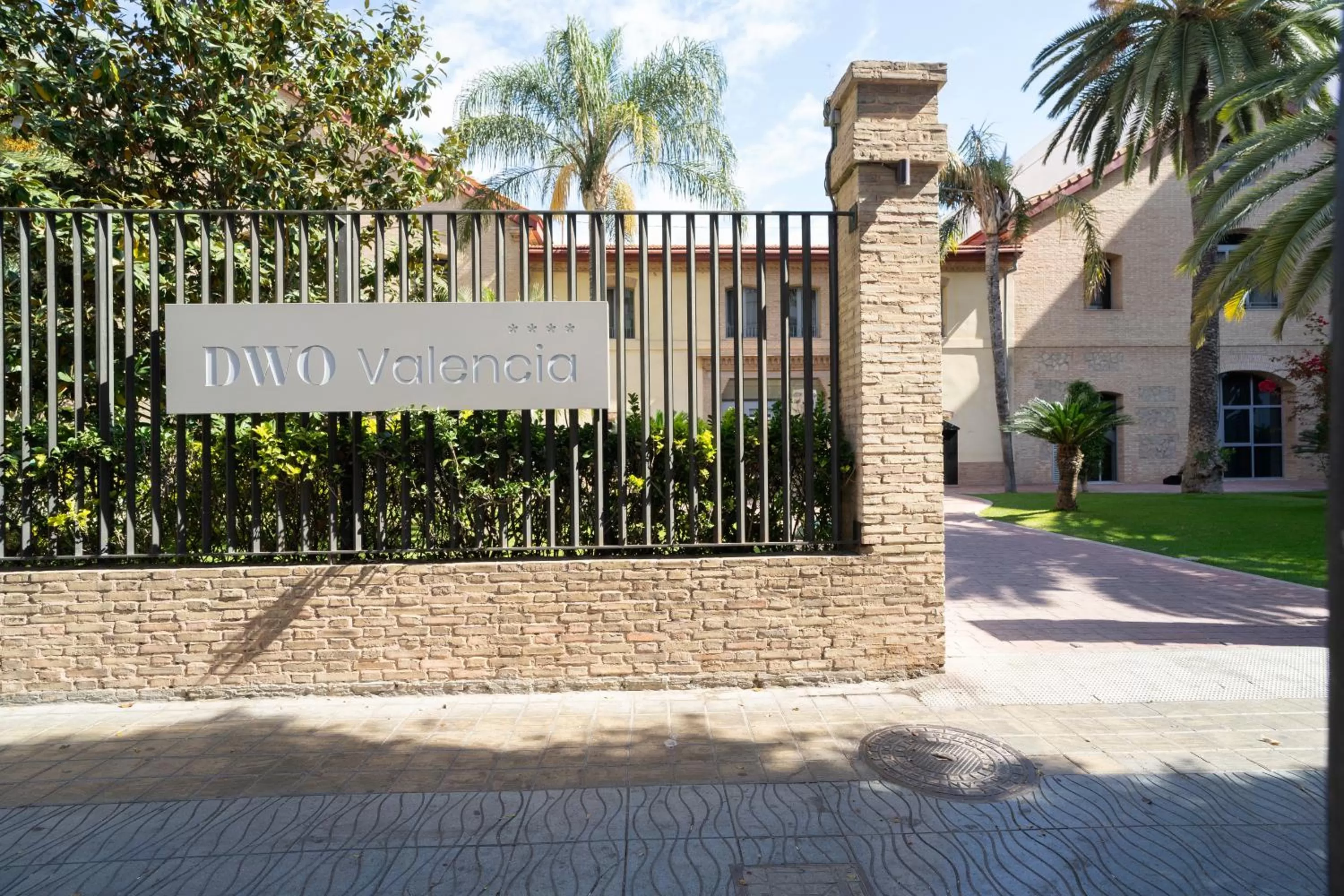 Property building in DWO Valencia