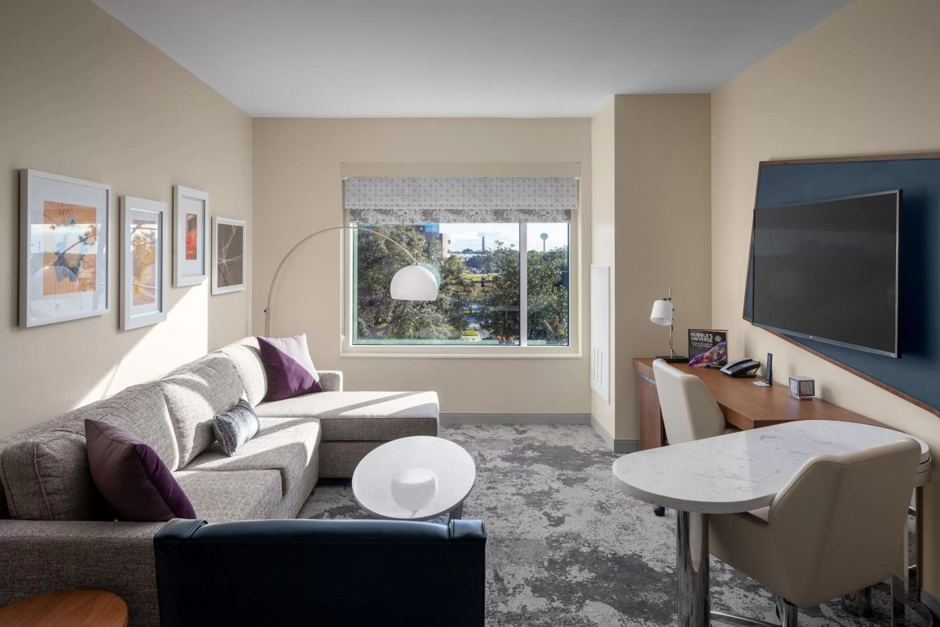 Living room in The Celeste Hotel, Orlando, a Tribute Portfolio Hotel