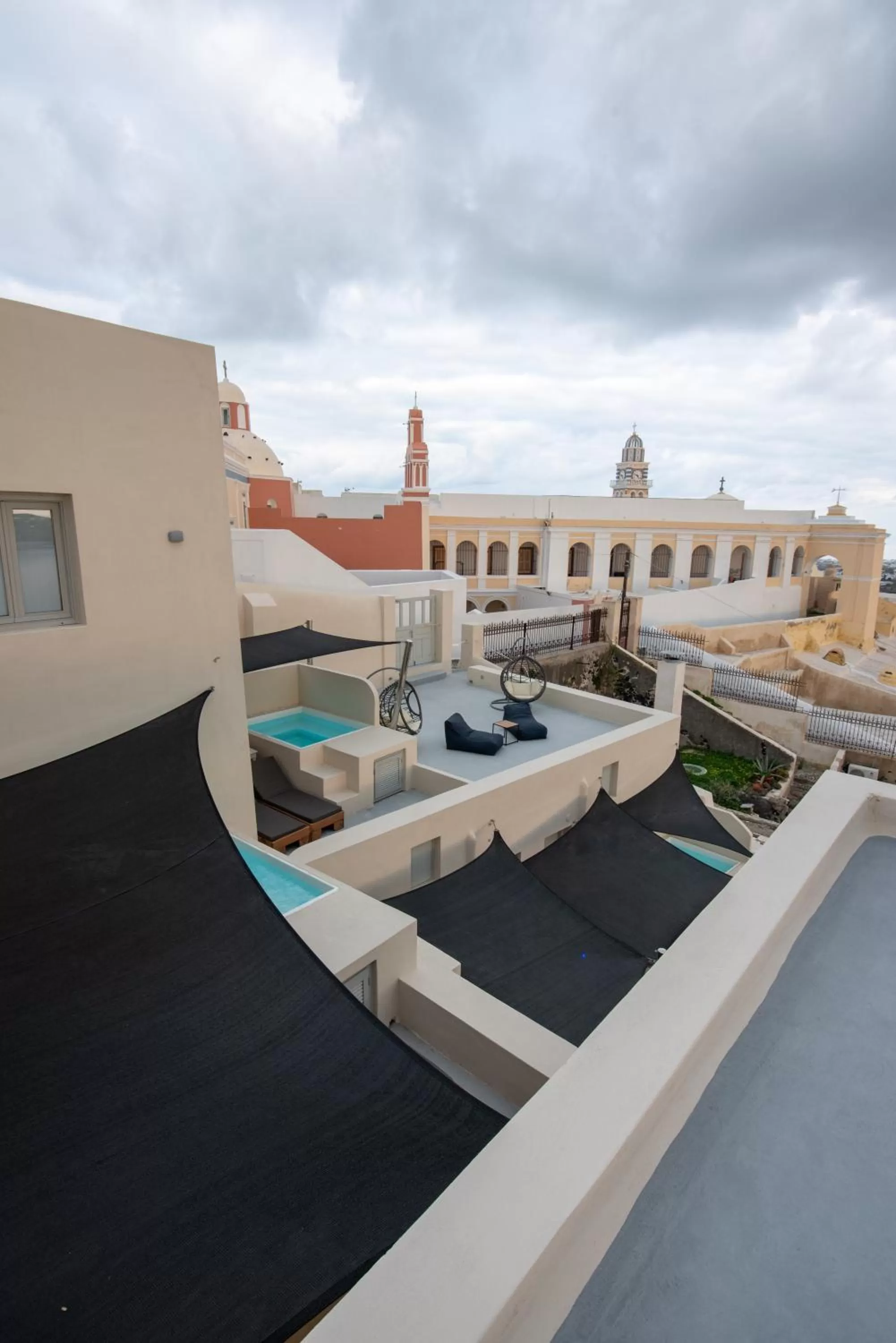 Property building in Caldera Cliff Illusion