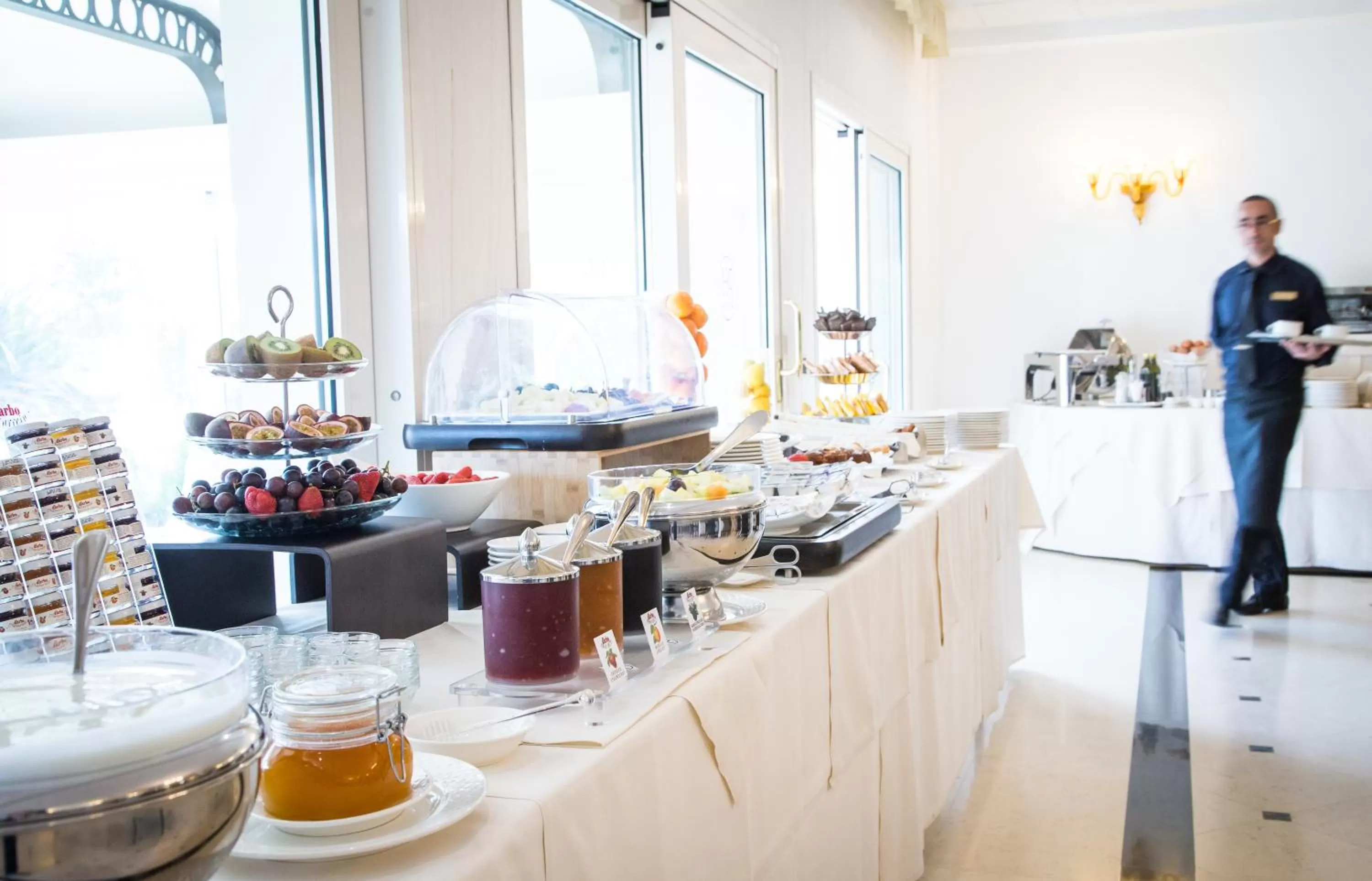 Restaurant/places to eat in Palace Hotel Desenzano