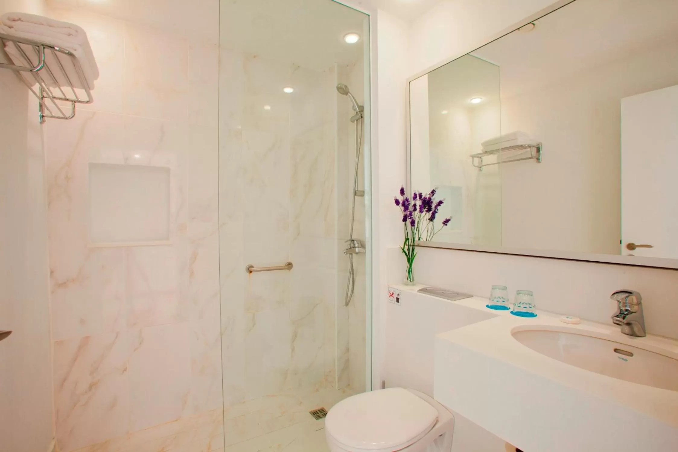 Shower in Aliathon Aegean