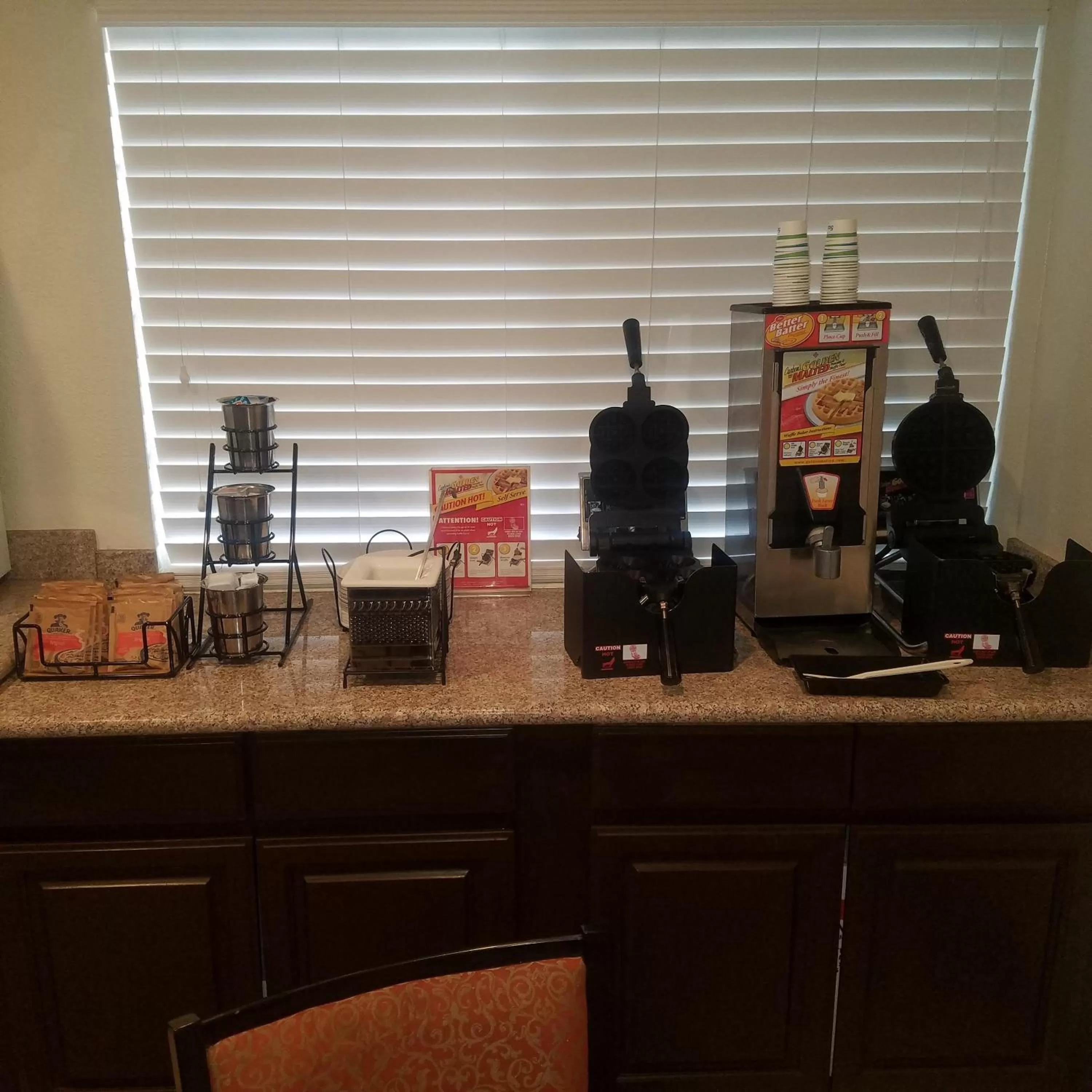 American breakfast in SureStay Hotel by Best Western Hollister