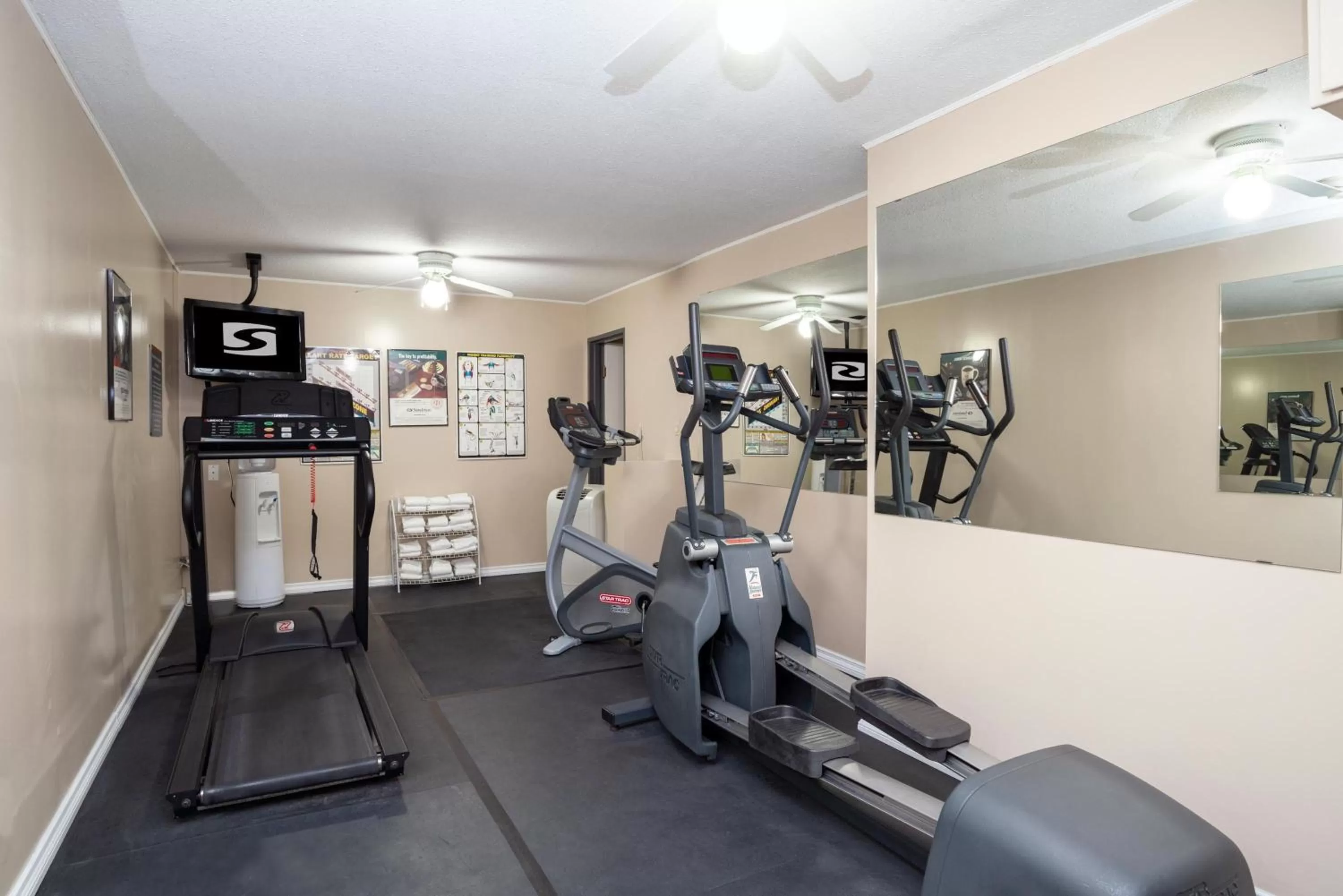 Fitness centre/facilities in Sandman Hotel Castlegar