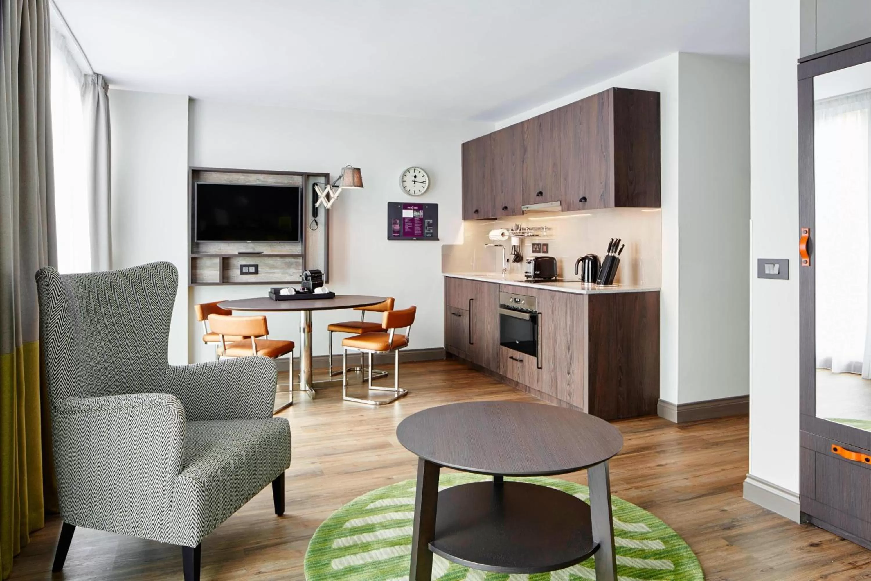 Living room in Residence Inn by Marriott London Bridge