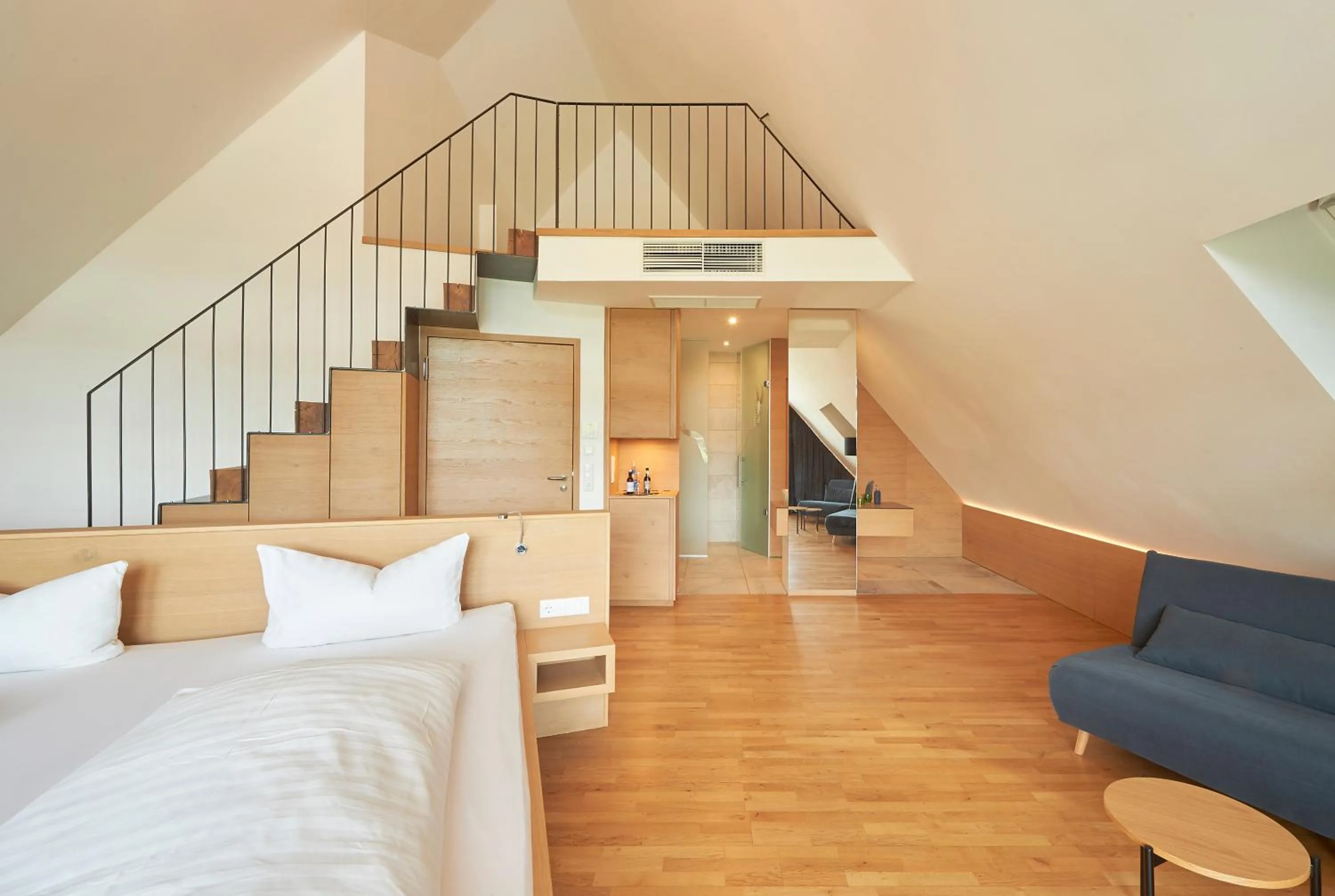 Photo of the whole room, Bed in Hotel Zur Schönen Aussicht