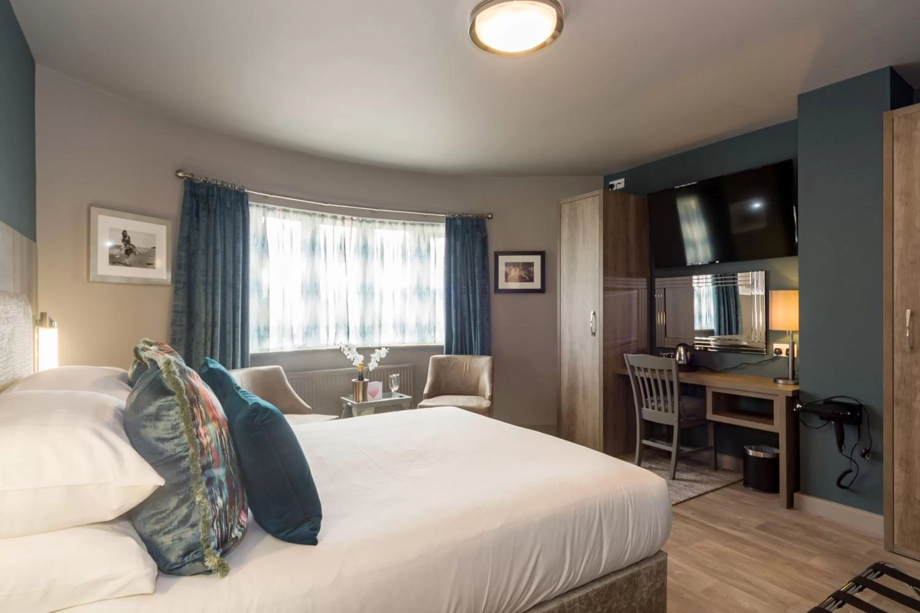 TV and multimedia, Bed in Hotel No 8