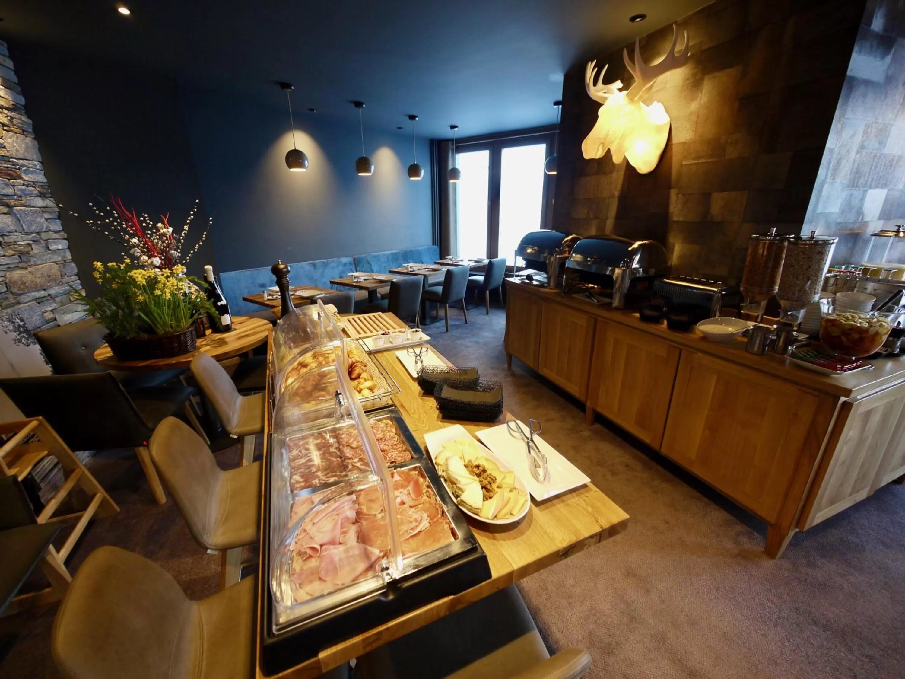 Breakfast in Alberta Hotel & Spa