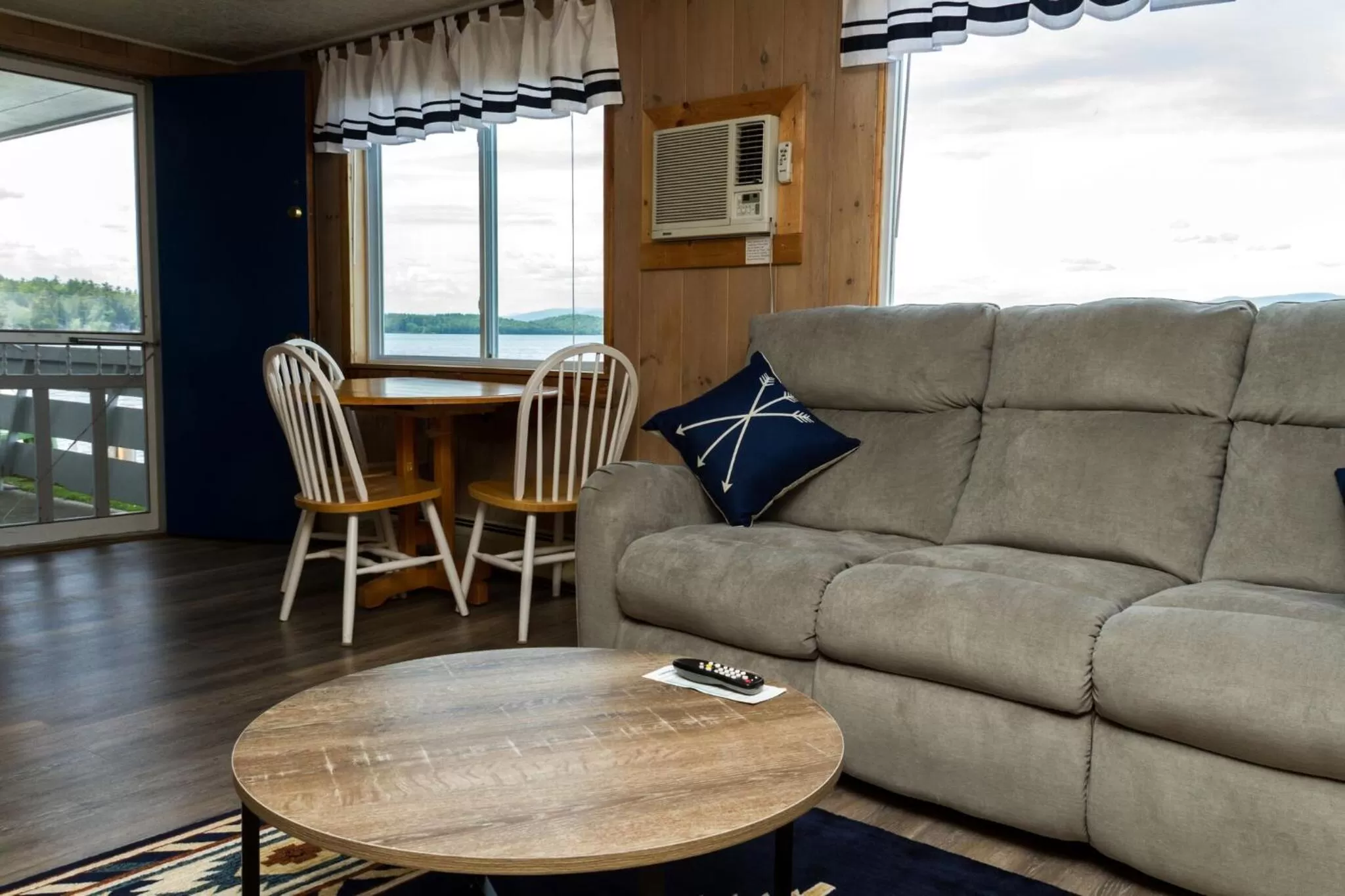 Seating Area in Belknap Point Inn