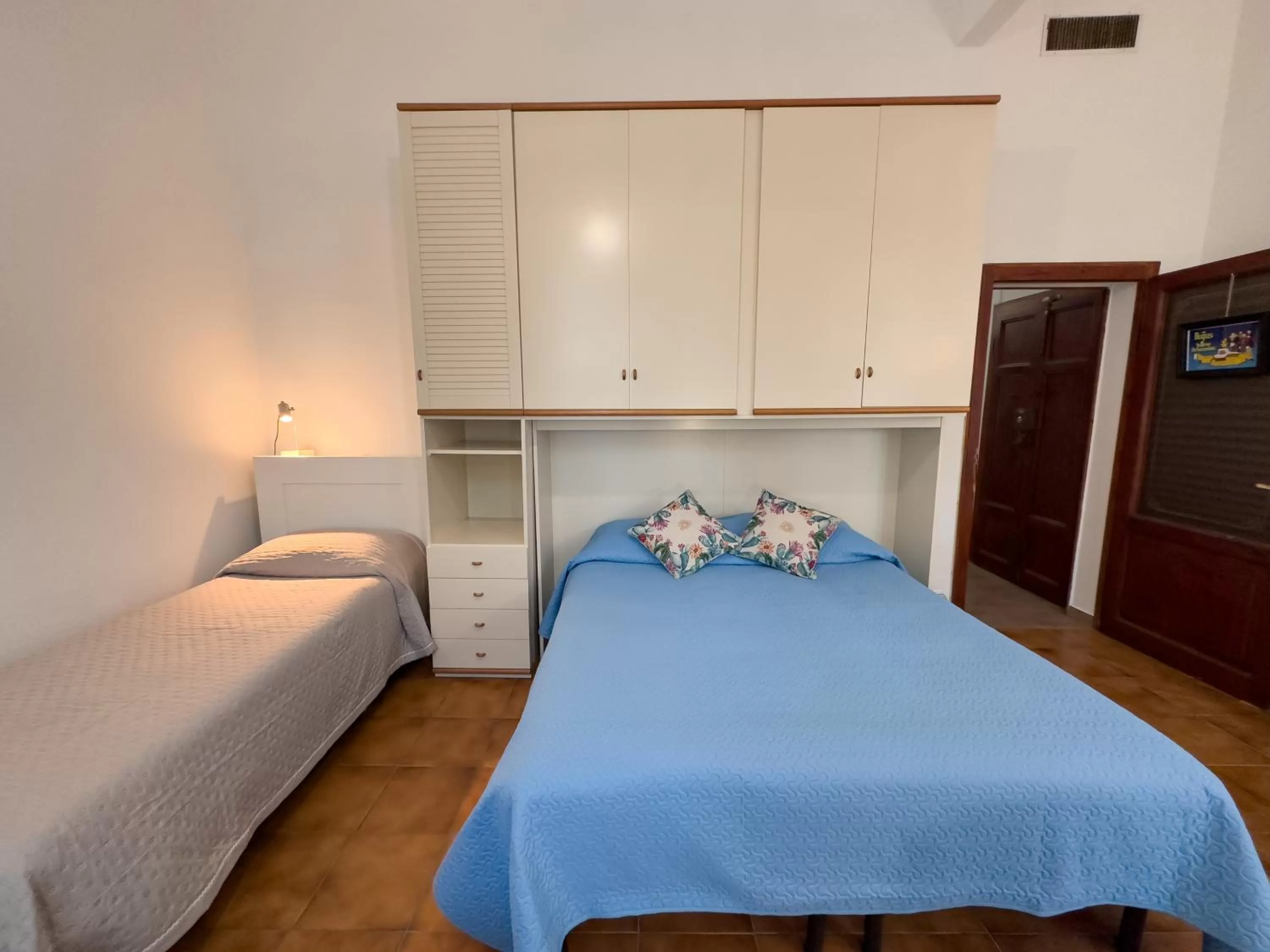 Photo of the whole room, Bed in La Casa di Eli