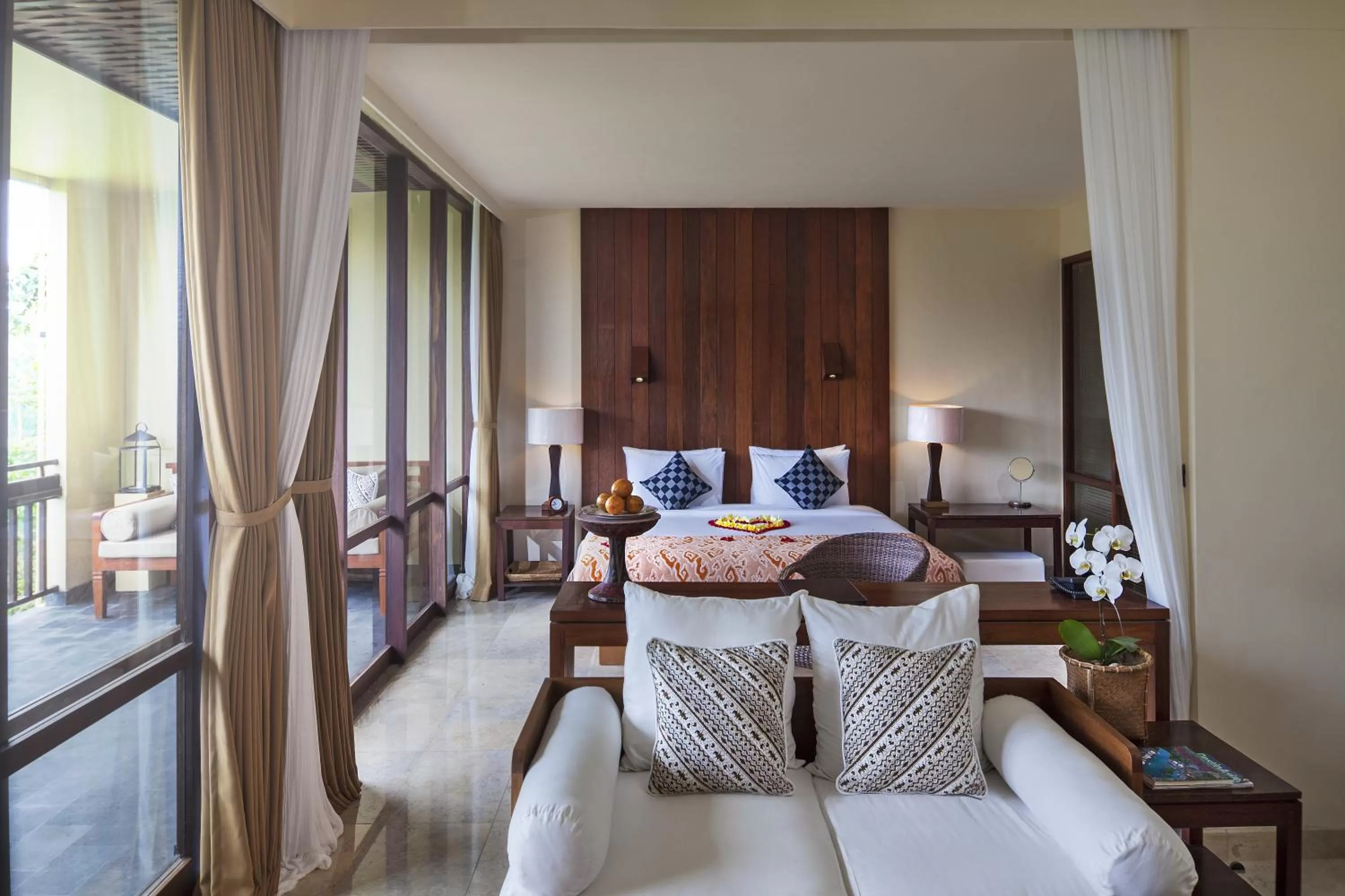 Photo of the whole room, Bed in Komaneka at Bisma Ubud