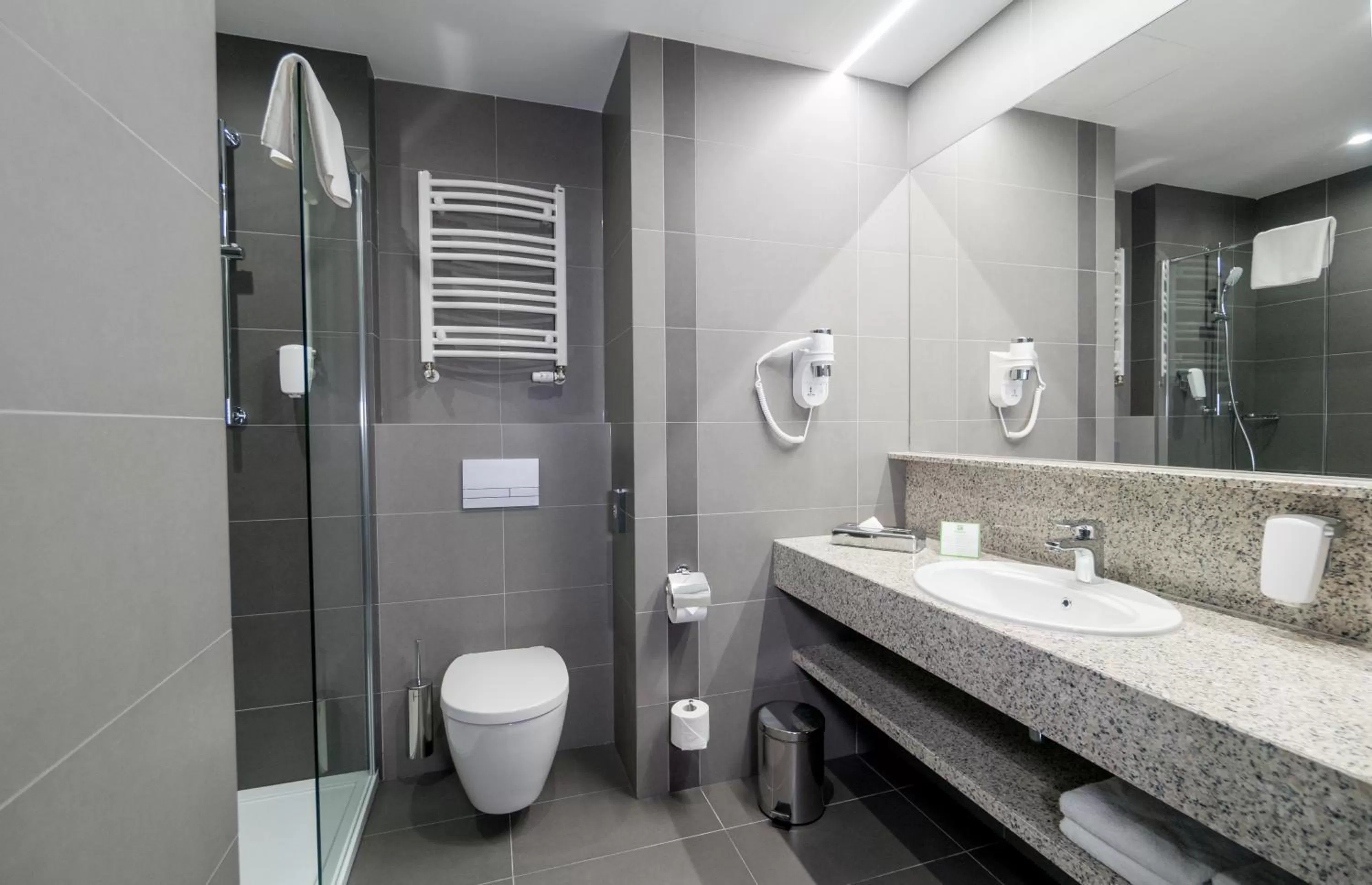 Bathroom in Holiday Inn Dąbrowa Górnicza-Katowice by IHG