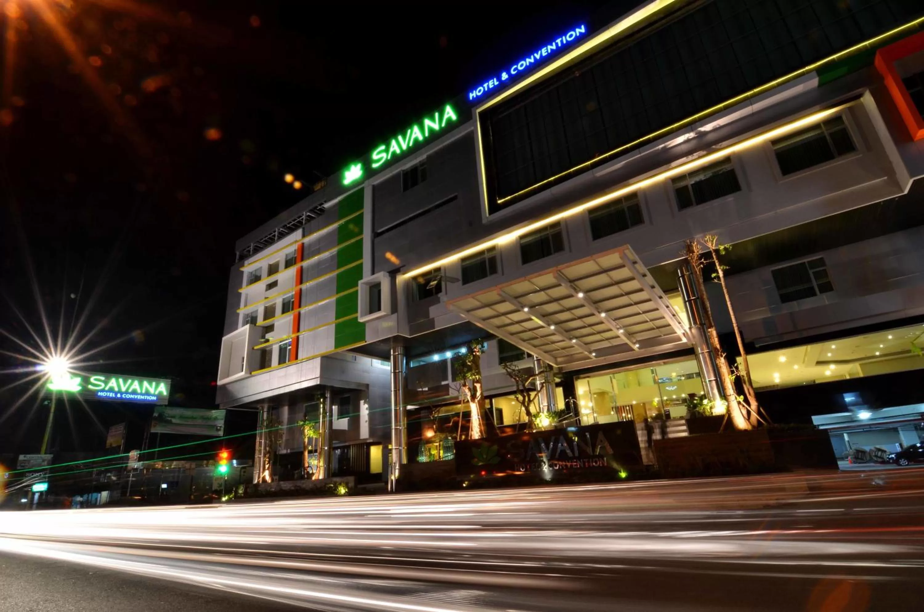 Facade/entrance in Savana Hotel & Convention Malang
