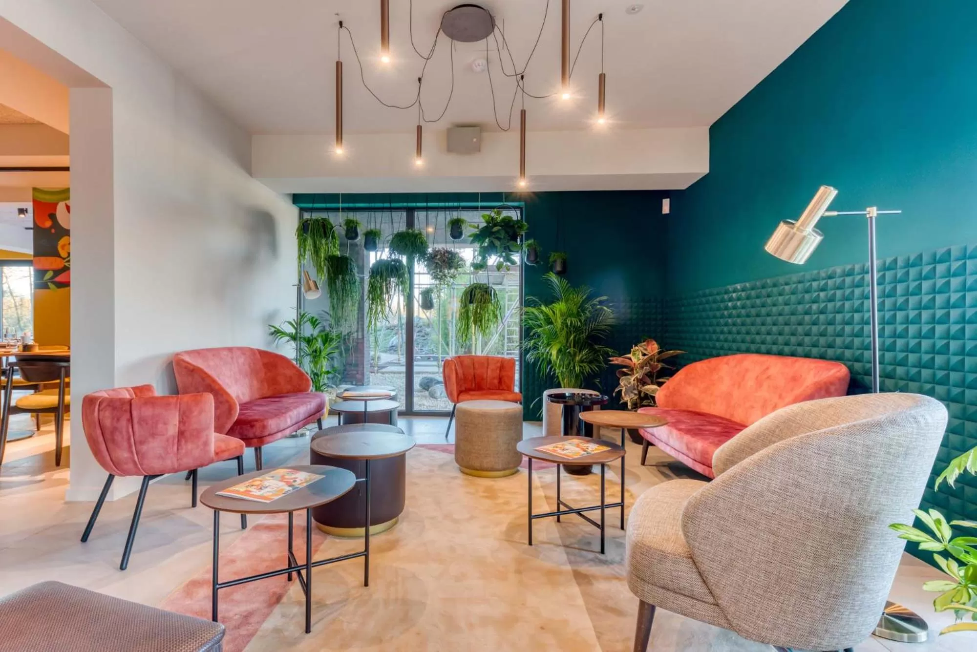 Lobby or reception in Mah Hotel